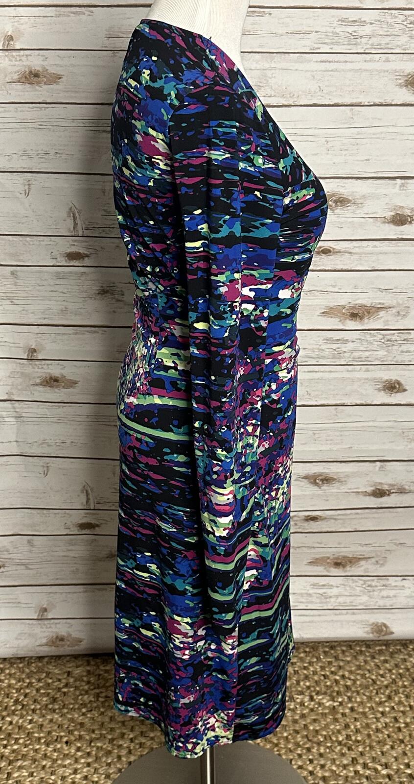 BCBGMaxAzria multicolored V-neck long sleeve wrap dress Medium dopemine artsy