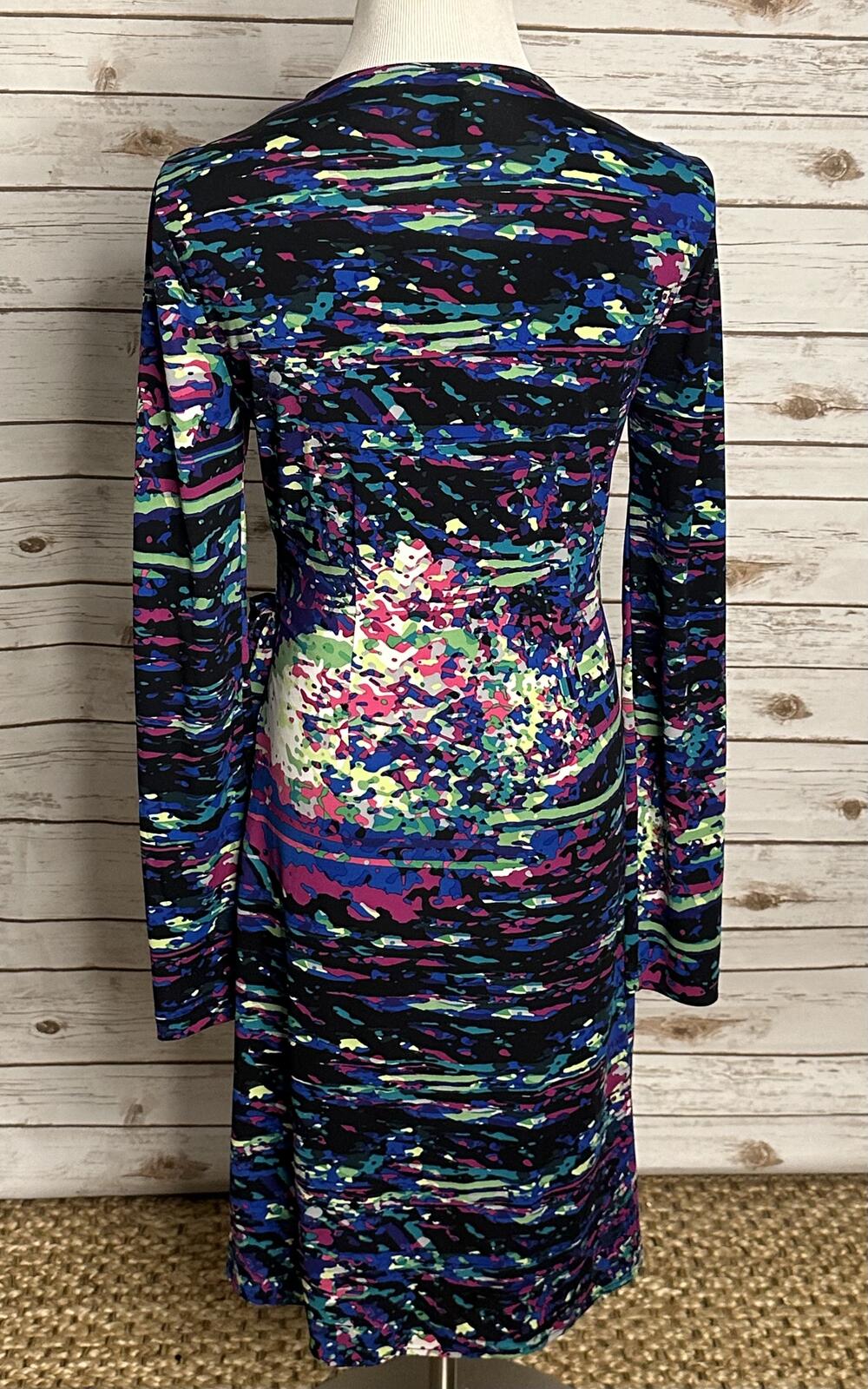 BCBGMaxAzria multicolored V-neck long sleeve wrap dress Medium dopemine artsy