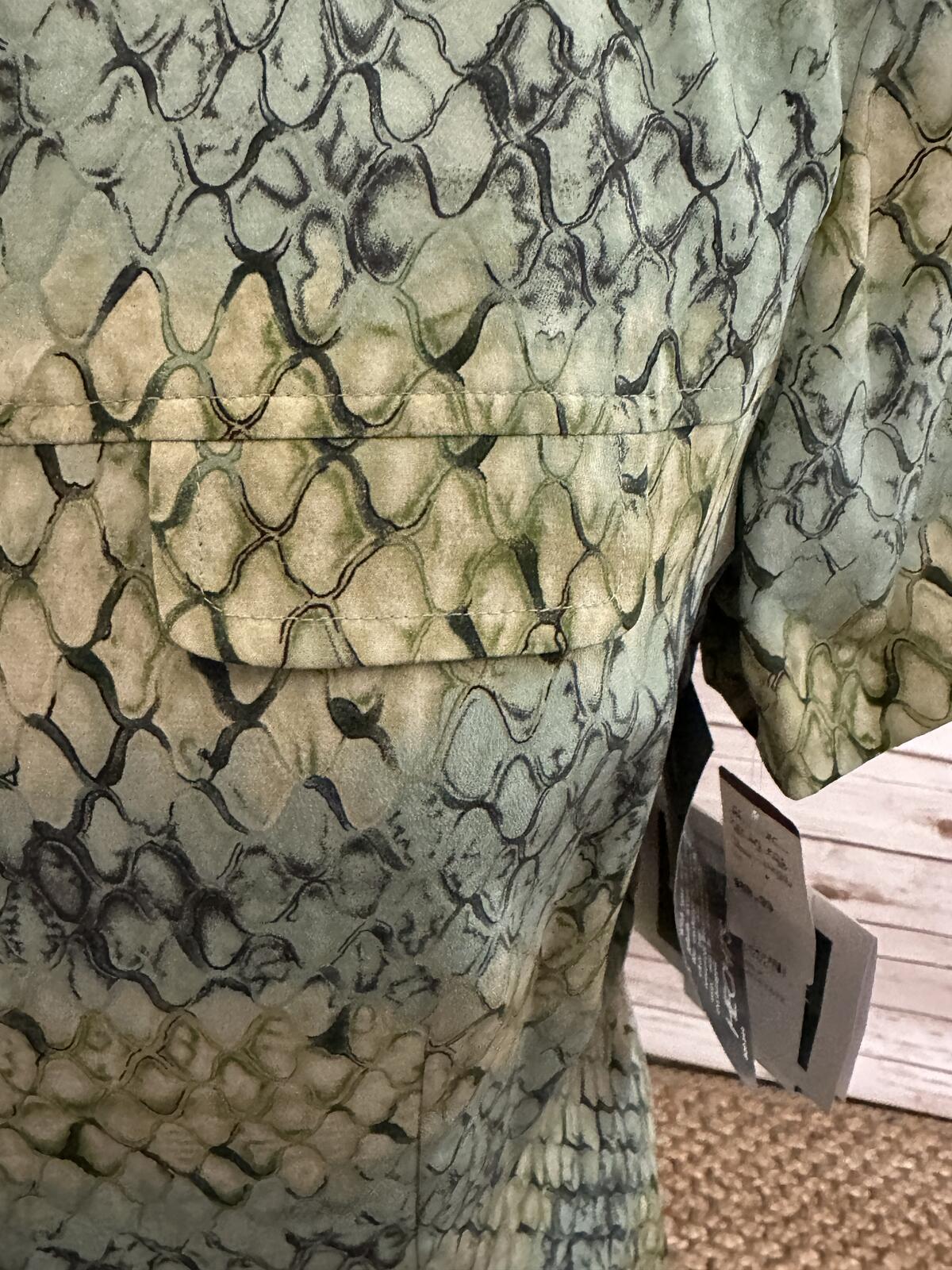 Vintage 100% silk reptile print midi dress Size 16 yellow green button up safari