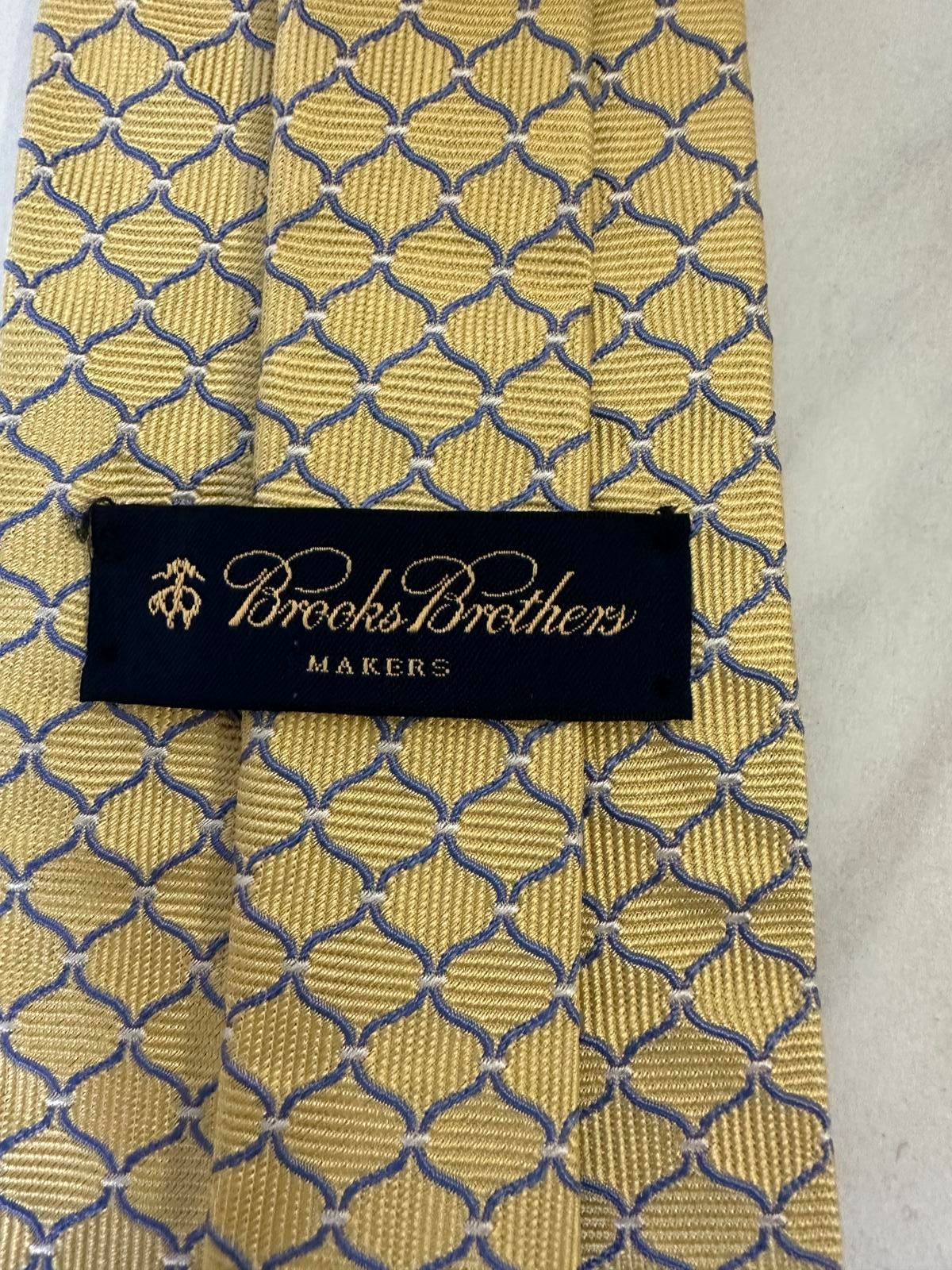 Vintage Brooks Brothers Makers classic yellow/light blue geometric silk tie