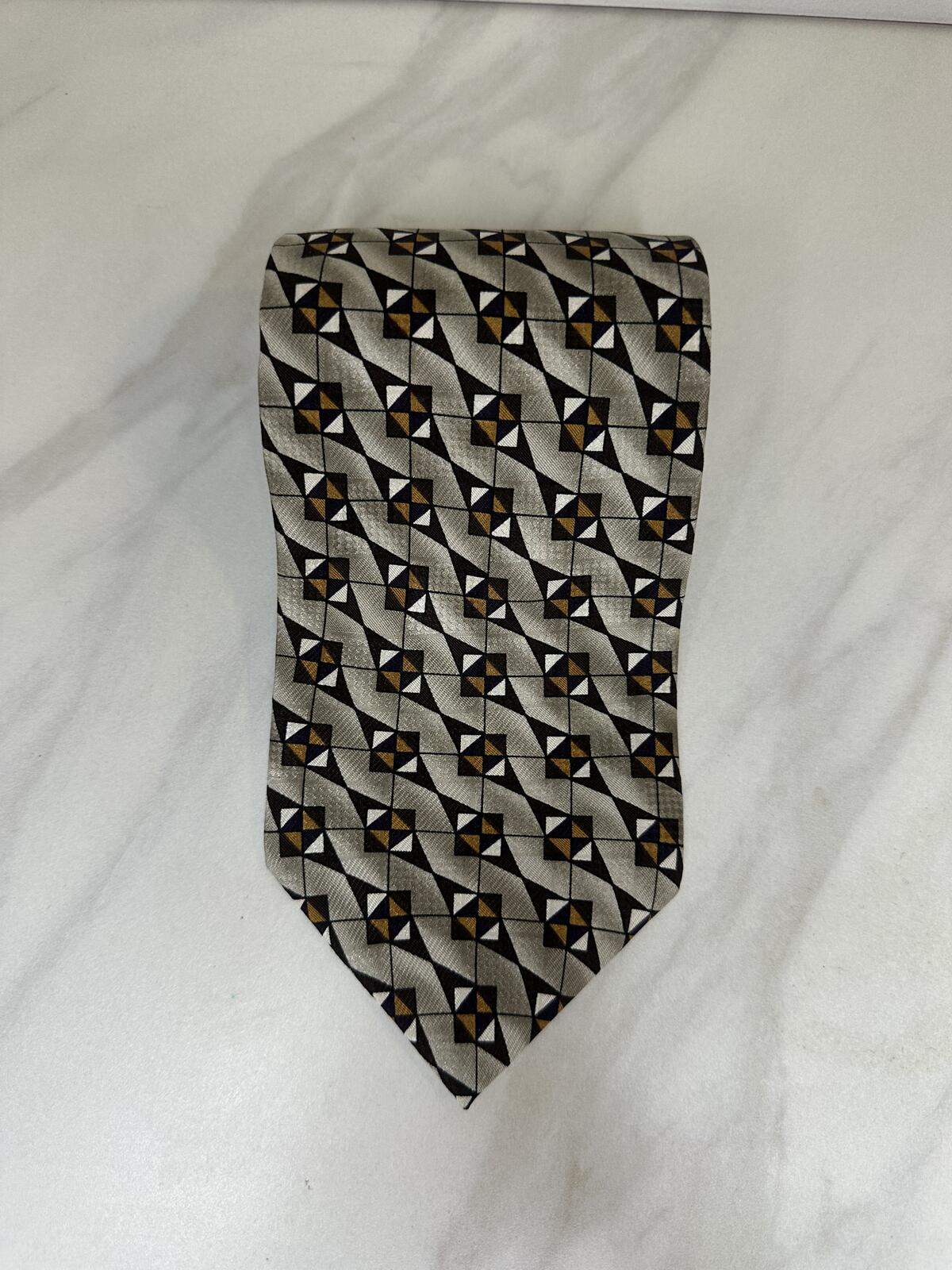 Pierre Balmain Paris 100% silk tie geometric brown/tan/beige/white classic