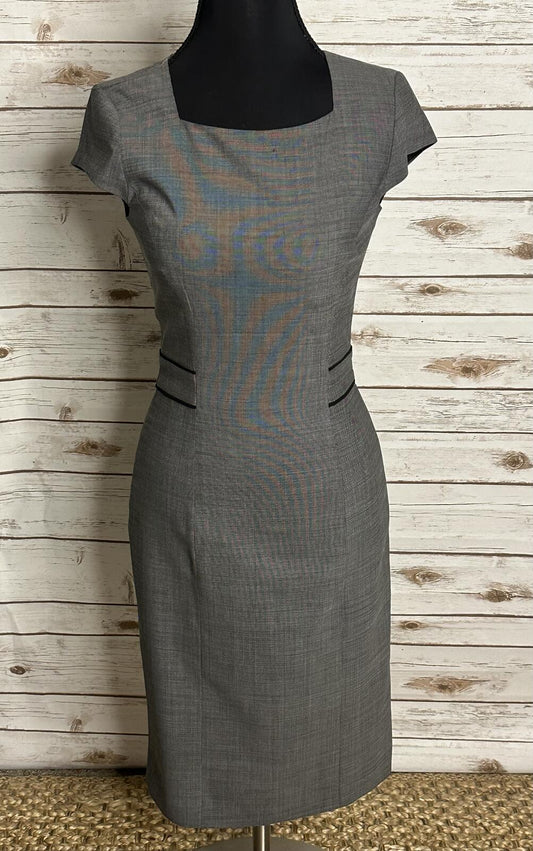 Boss Hugo Boss Virgin wool midi sheath dress Size 0/IT 36 grey office siren
