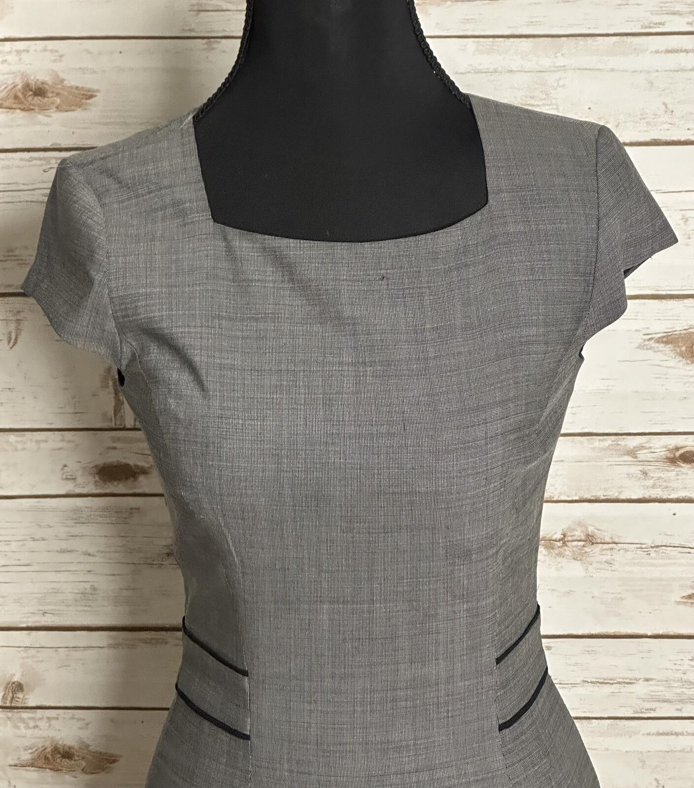 Boss Hugo Boss Virgin wool midi sheath dress Size 0/IT 36 grey office siren