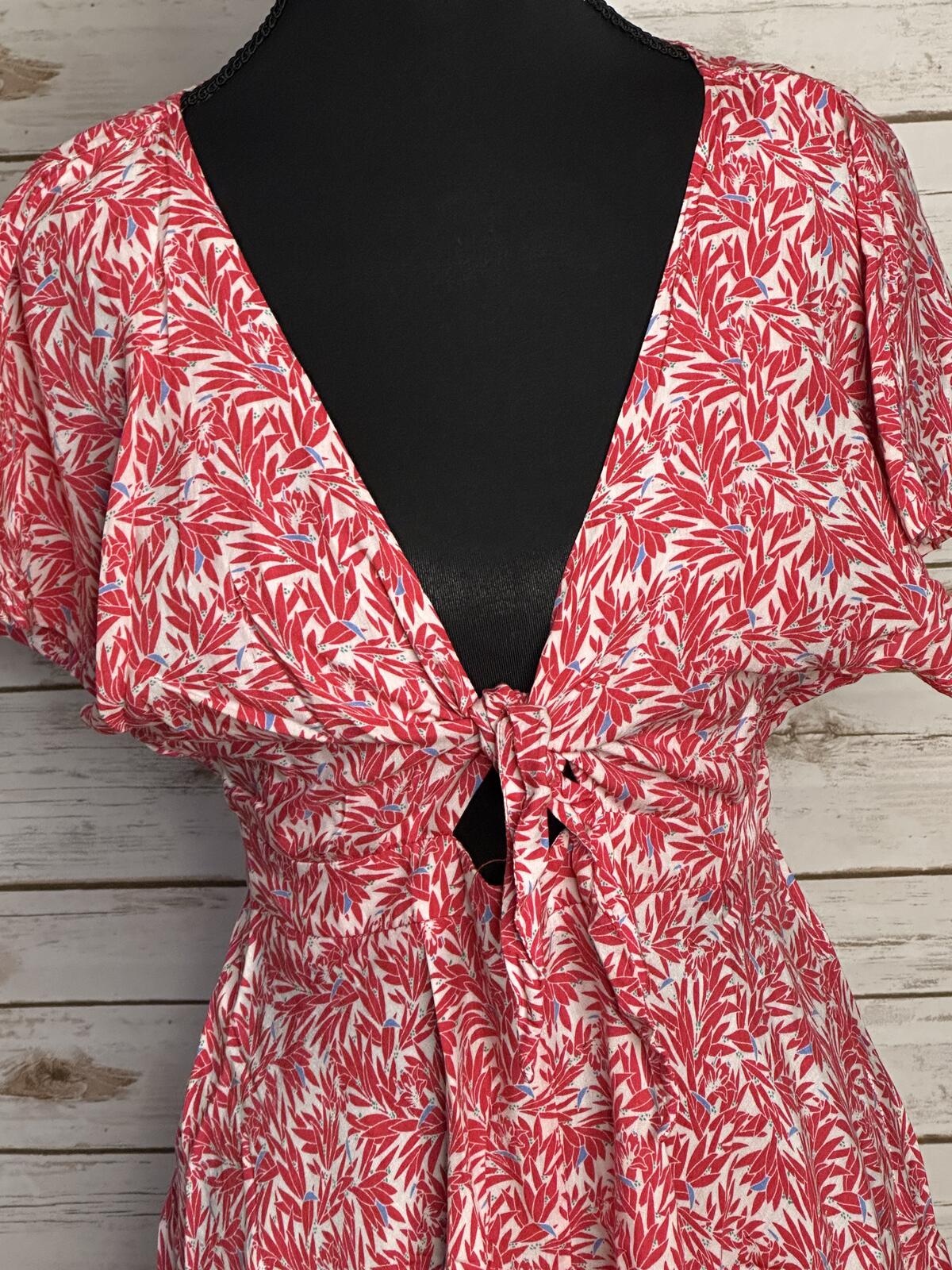 Lulus Dondi tie-front romper Small red white blue flutter sleeve peekaboo