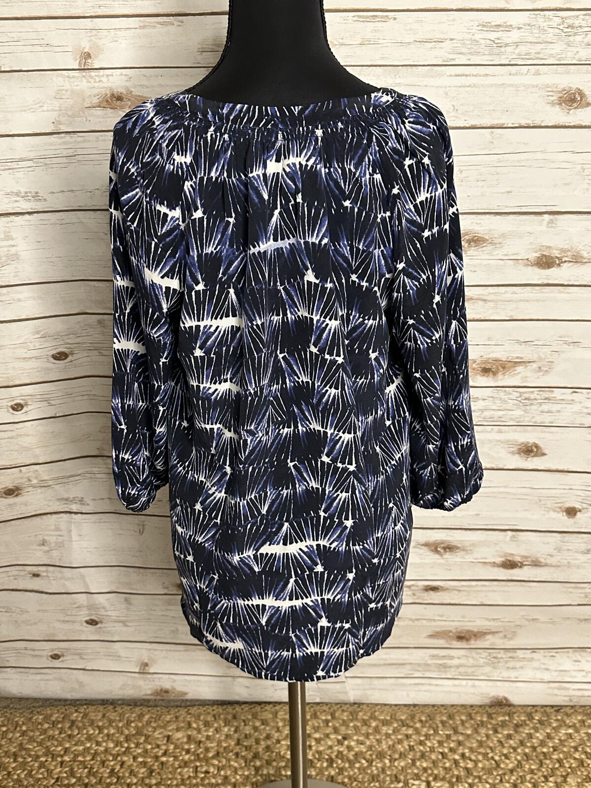 Cynthia Rowley 100% silk peasant blouse Size XS navy white tie-dye 3/4 sleeves