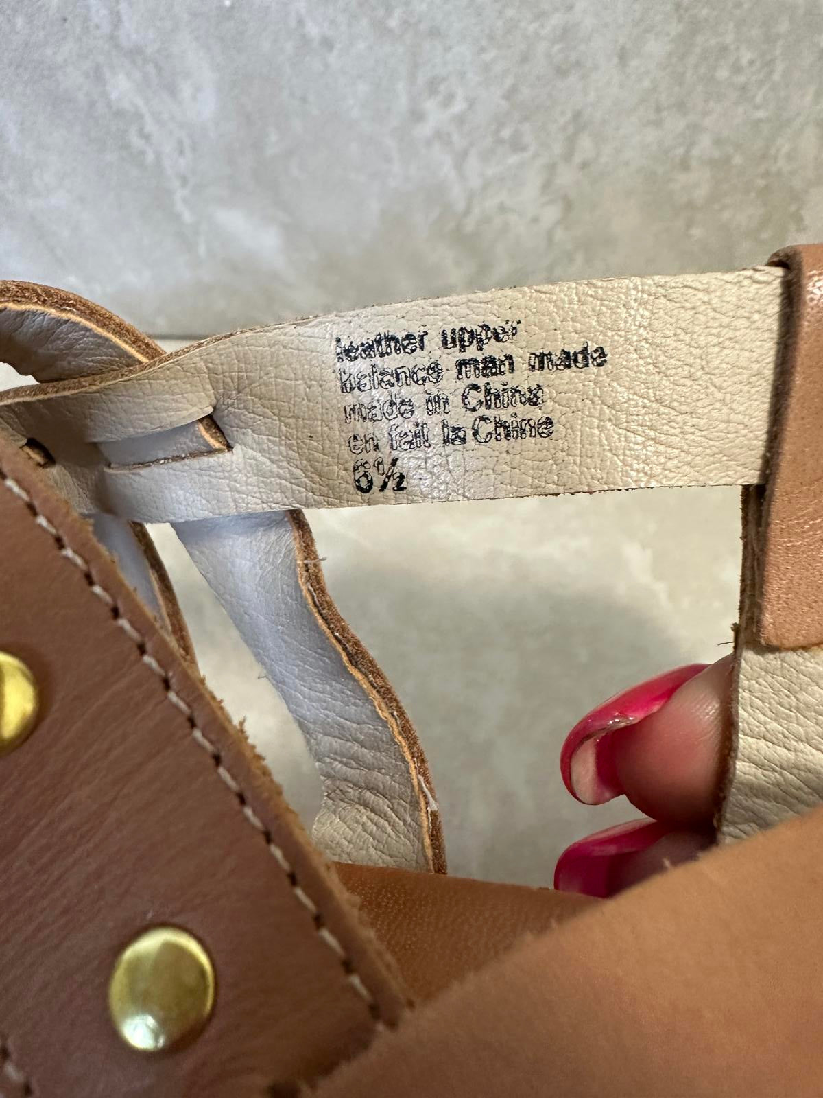 Anthropologie Seychelles tan strappy block heel sandals Size 6.5
