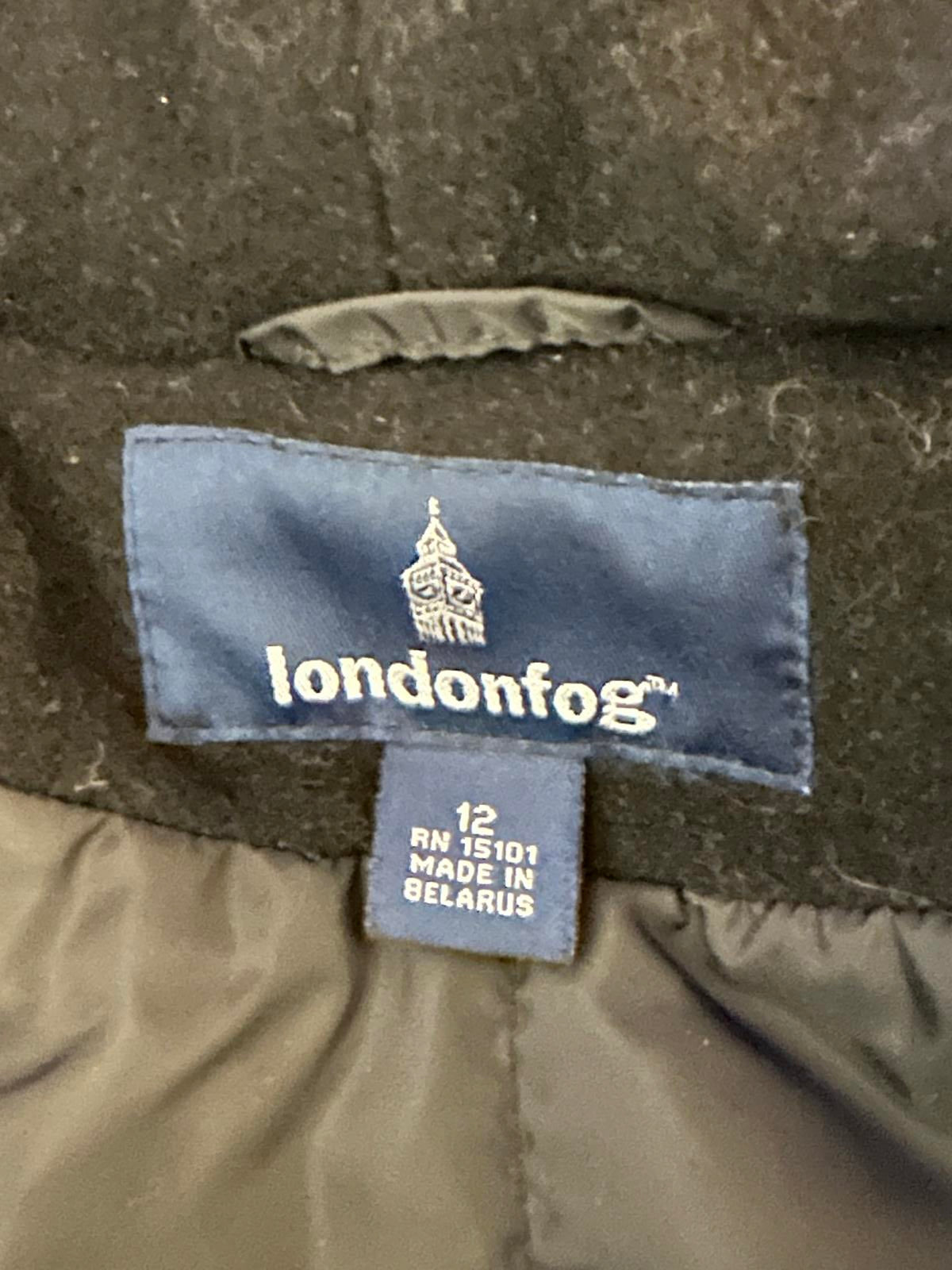 London Fog classic witchcore gothic black wool hooded belted overcoat Size 12