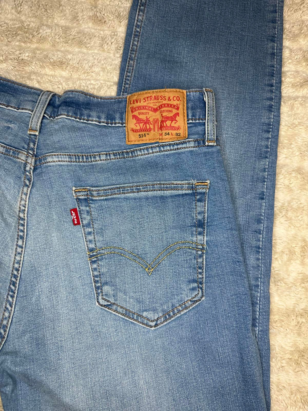 Levi's 514 Straight Fit jeans Size 34x32