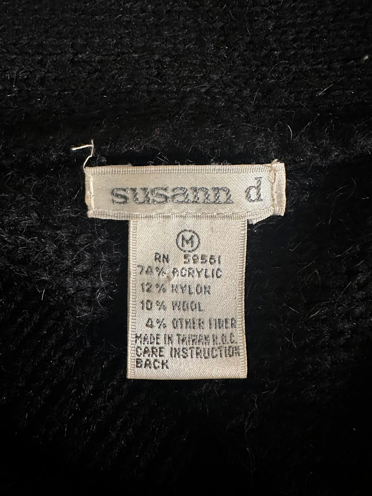 Vintage susann d mixed pattern embroidered V-neck wool-blend sweater Size Medium