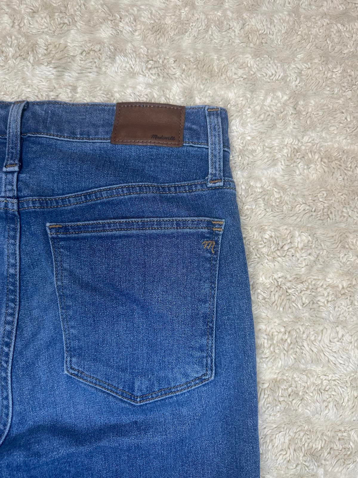 Madewell TENCEL medium wash 10" High-Rise button-front skinny jeans Size 28