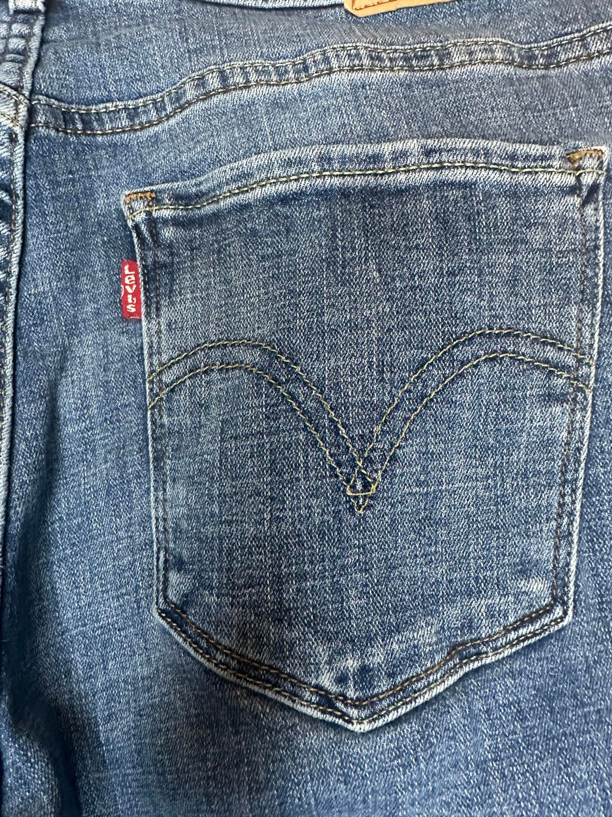 Levi's Classic Boot high-rise jeans Size 12