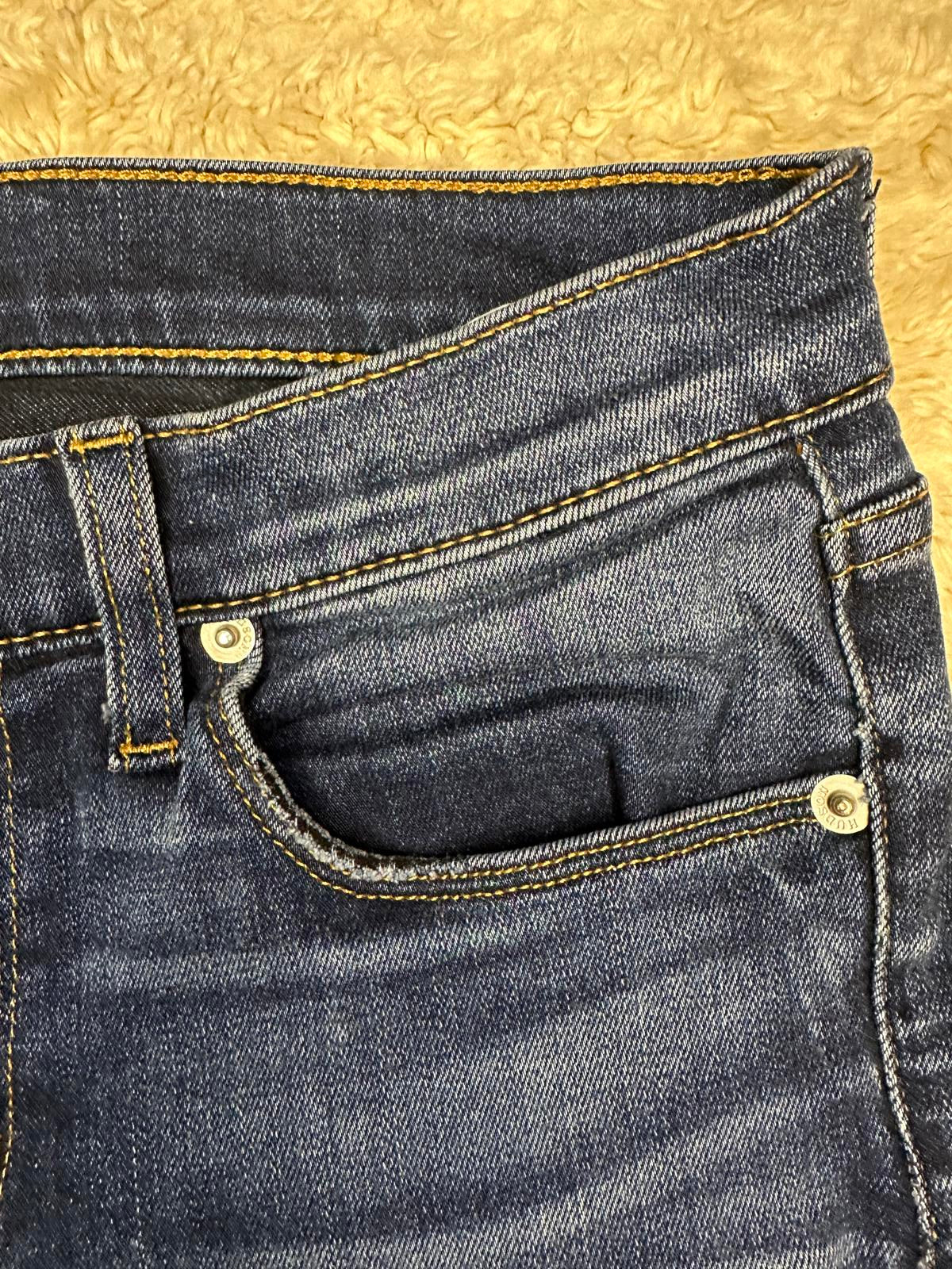 Hudson Nico Midrise Super Skinny jeans Size 25