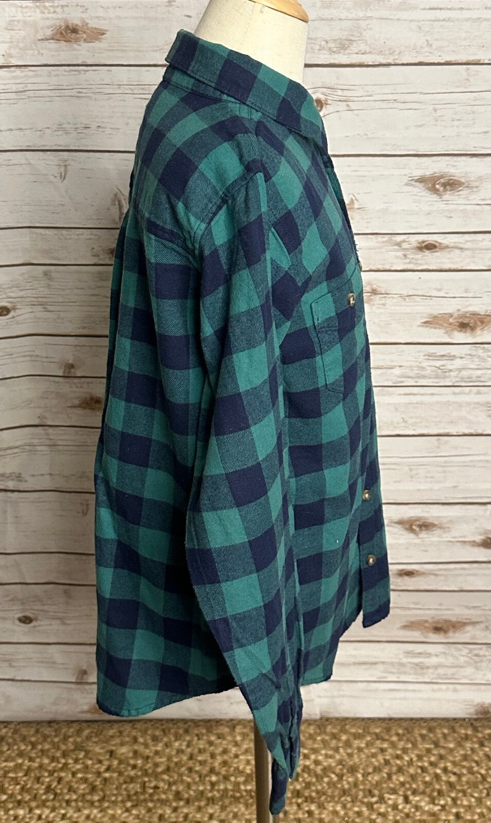 Hanna Andersson green navy buffalo plaid flannel button-up shirt Size 140cm/10