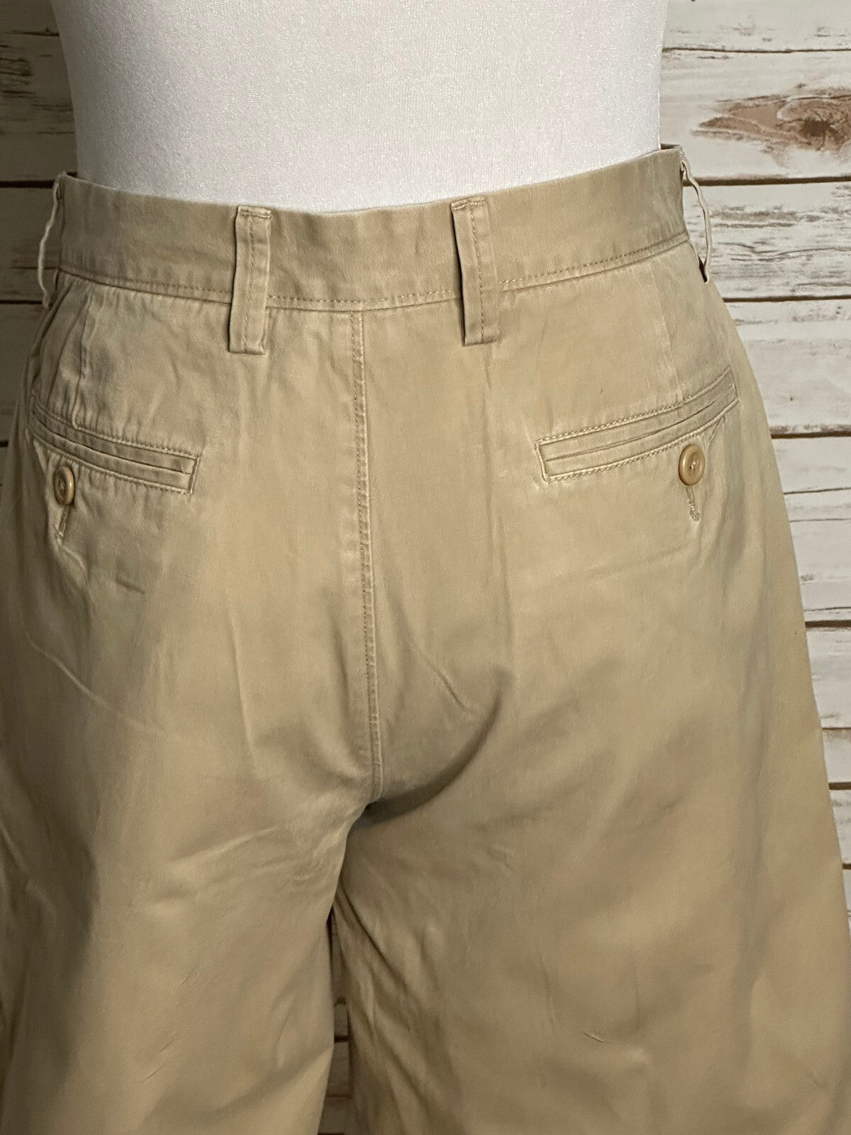 J.Crew Rivington khaki 100% cotton chino shorts Size 30 preppy old money classic