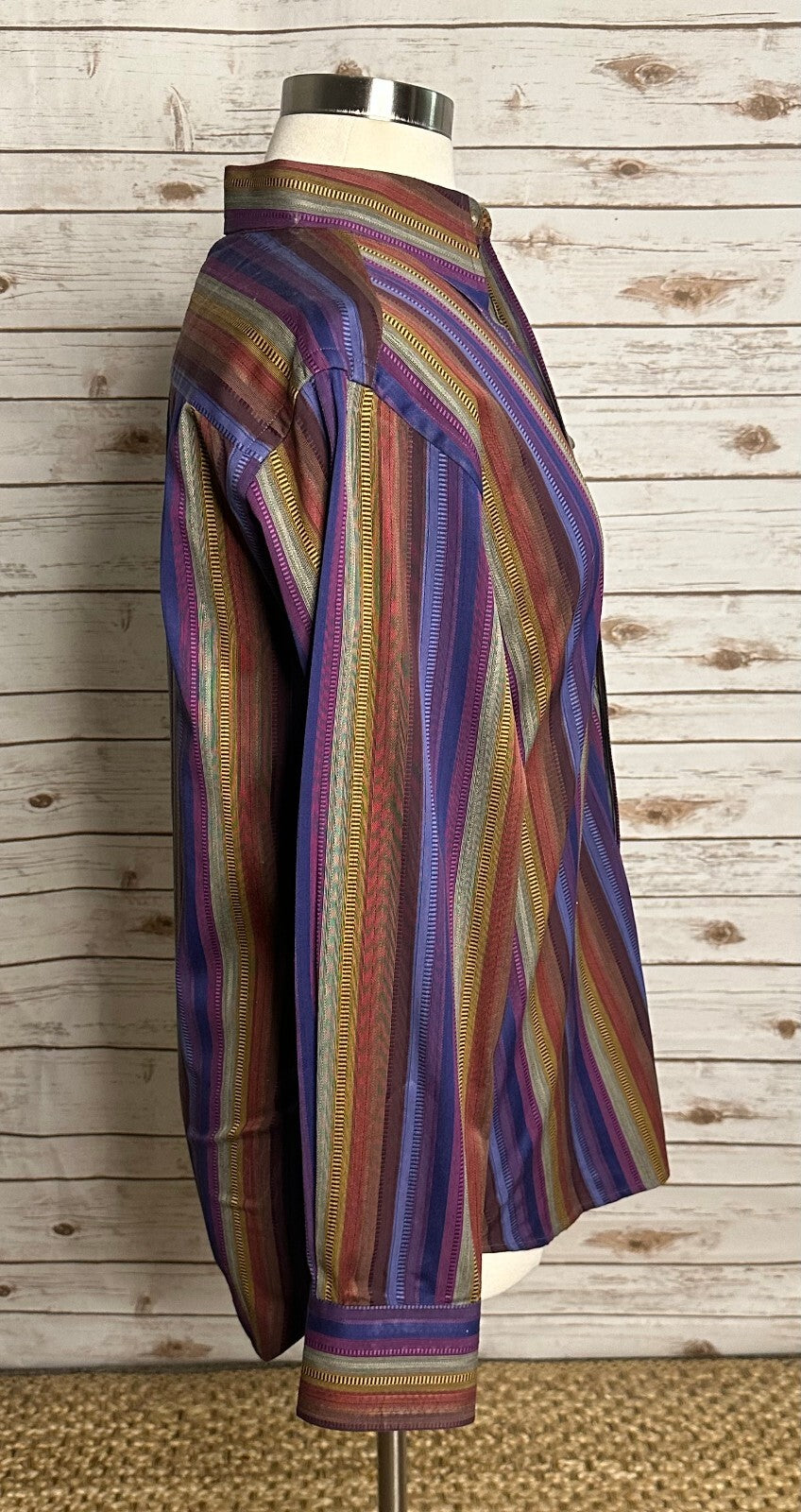Robert Graham multicolored striped long sleeve cotton button-up shirt Large