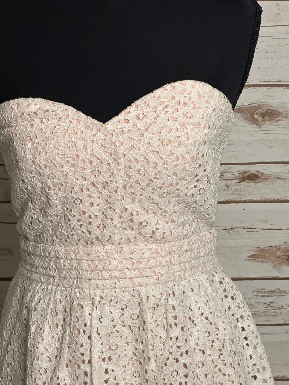 Pins and Needles cream blush lace strapless fit & flare dress Size 6 coquette