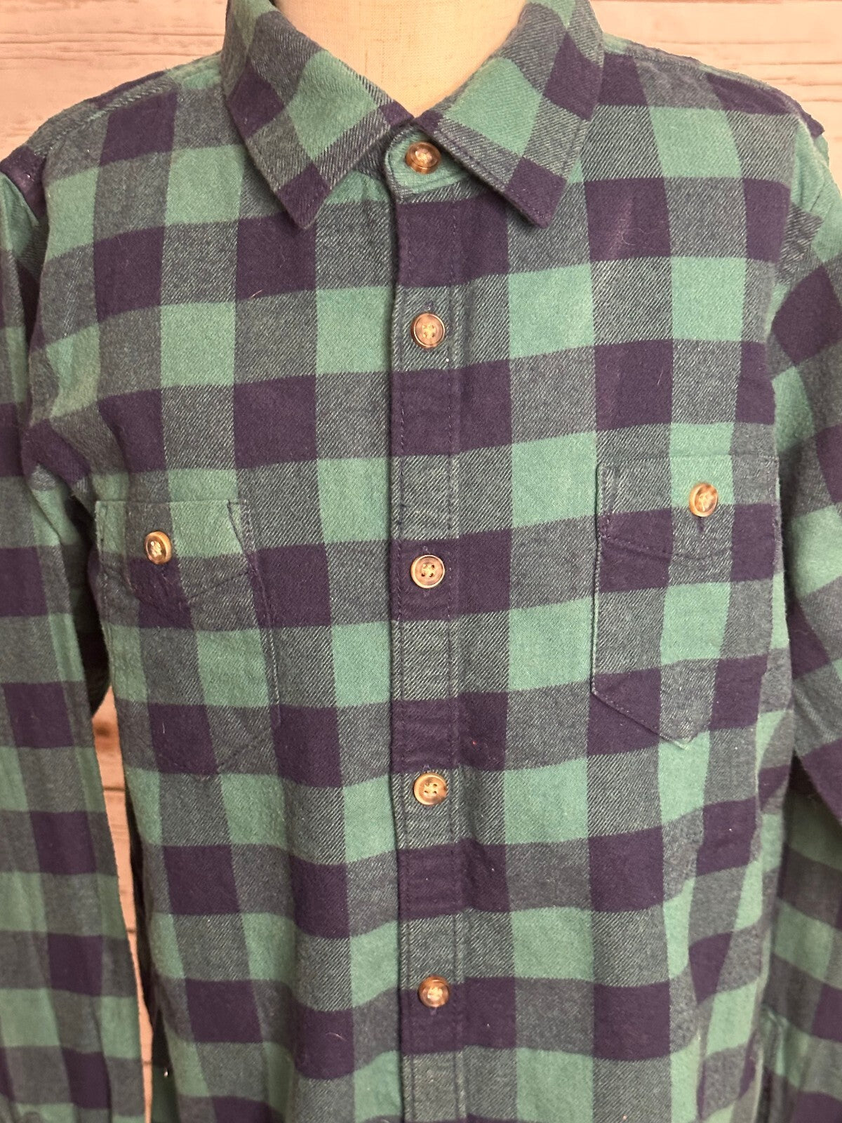 Hanna Andersson green navy buffalo plaid flannel button-up shirt Size 140cm/10