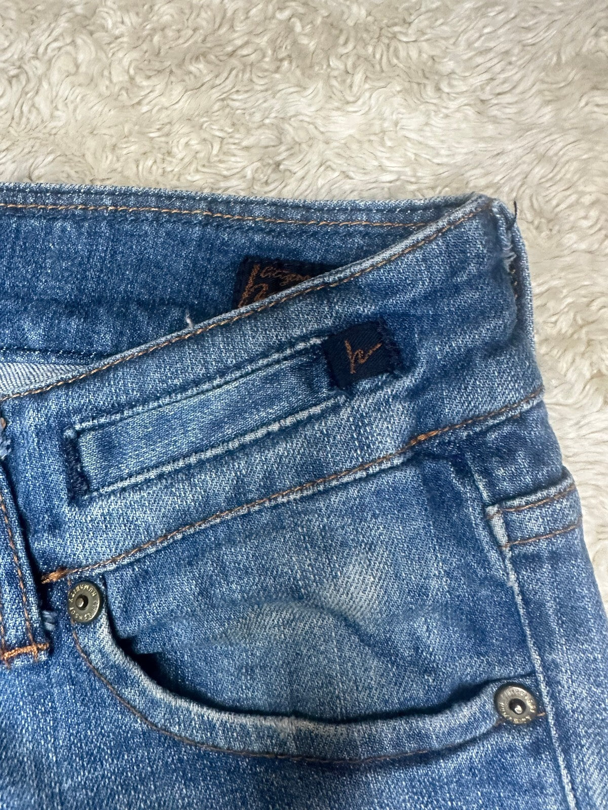 Citizens of Humanity Ingrid 'Traveler #072' medium wash bootcut denim jeans Y2K