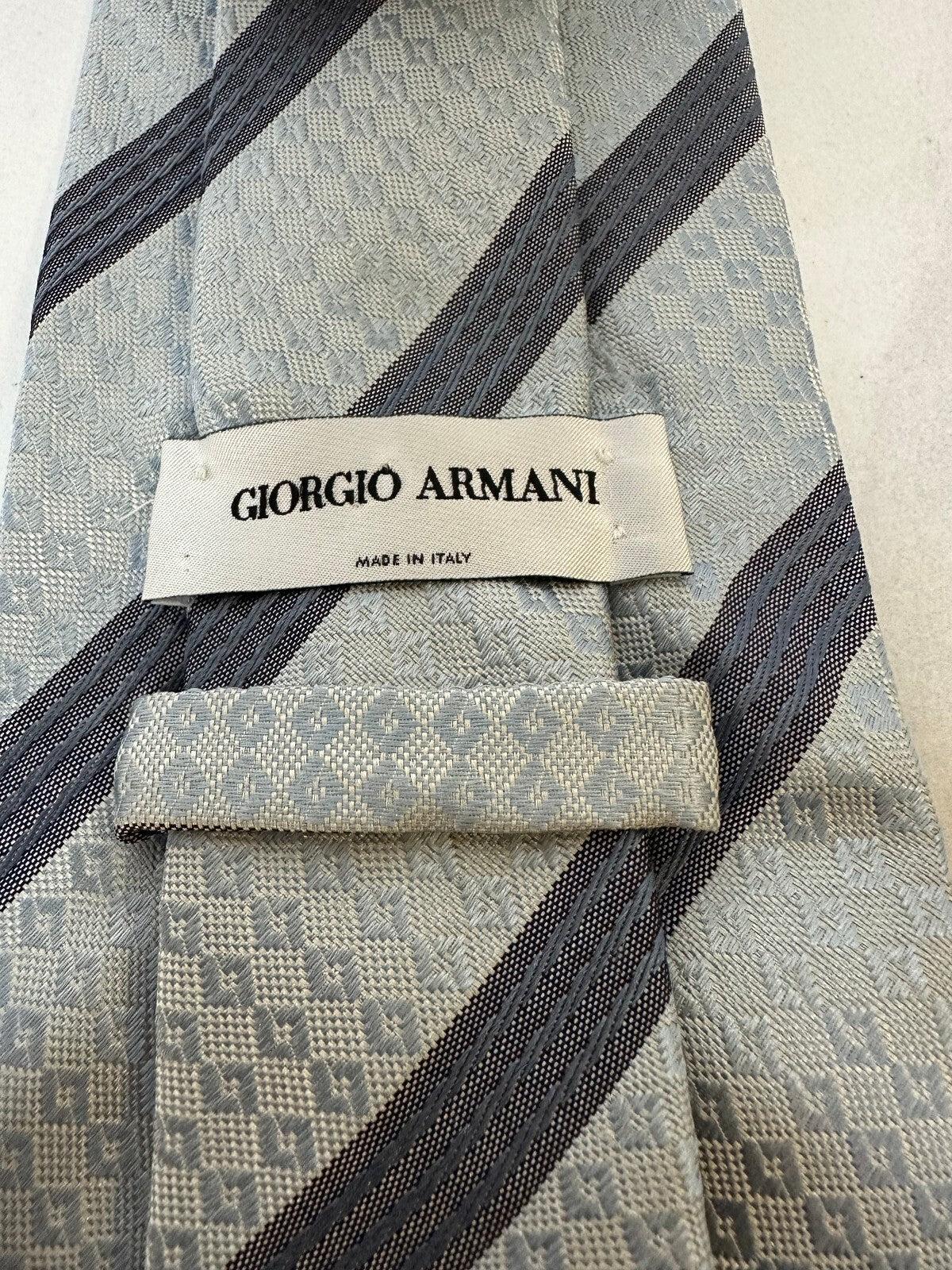 Vintage Giorgio Armani grey light blue diagonal stripe 100% Italian silk tie