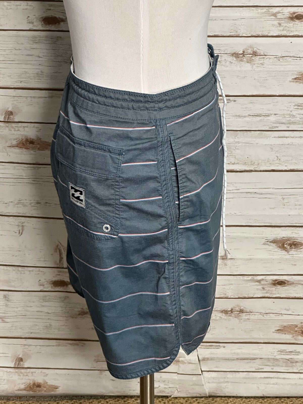 Billabong Recycler Lo Tides grey slate blue striped surfer boardshorts Size 33