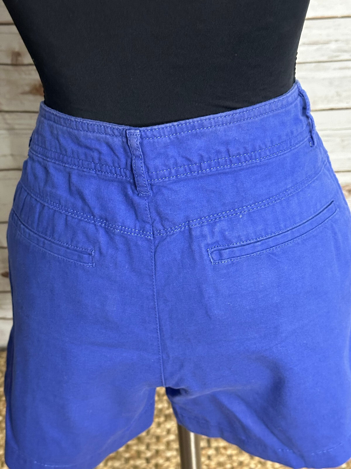 Calvin Klein Jean blue linen cotton utility shorts Size 6 coastal resortwear