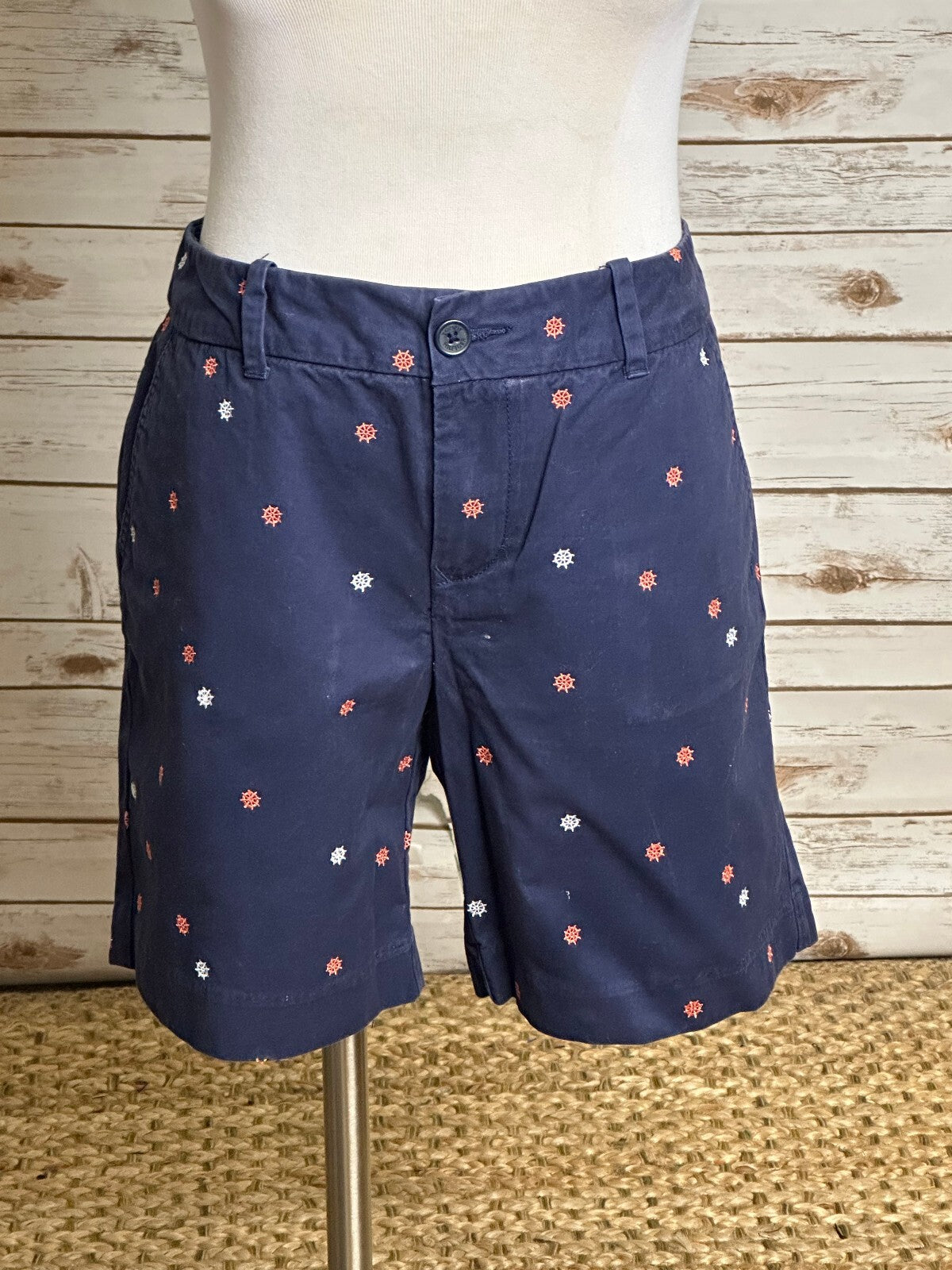 Tommy Hilfiger navy 100% cotton chino bermuda shorts Size 10 nautical coastal