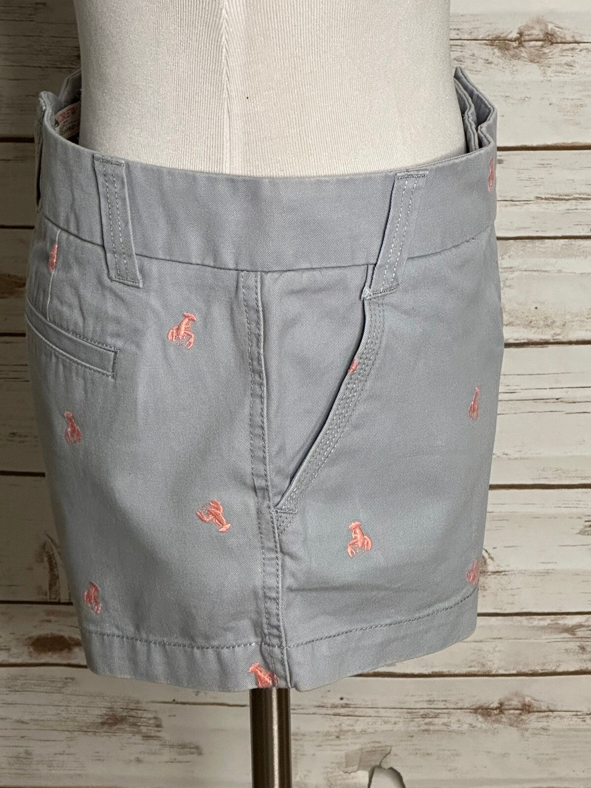 J.Crew Broken-In grey pink lobster embroidered chino shorts Size 8 preppy