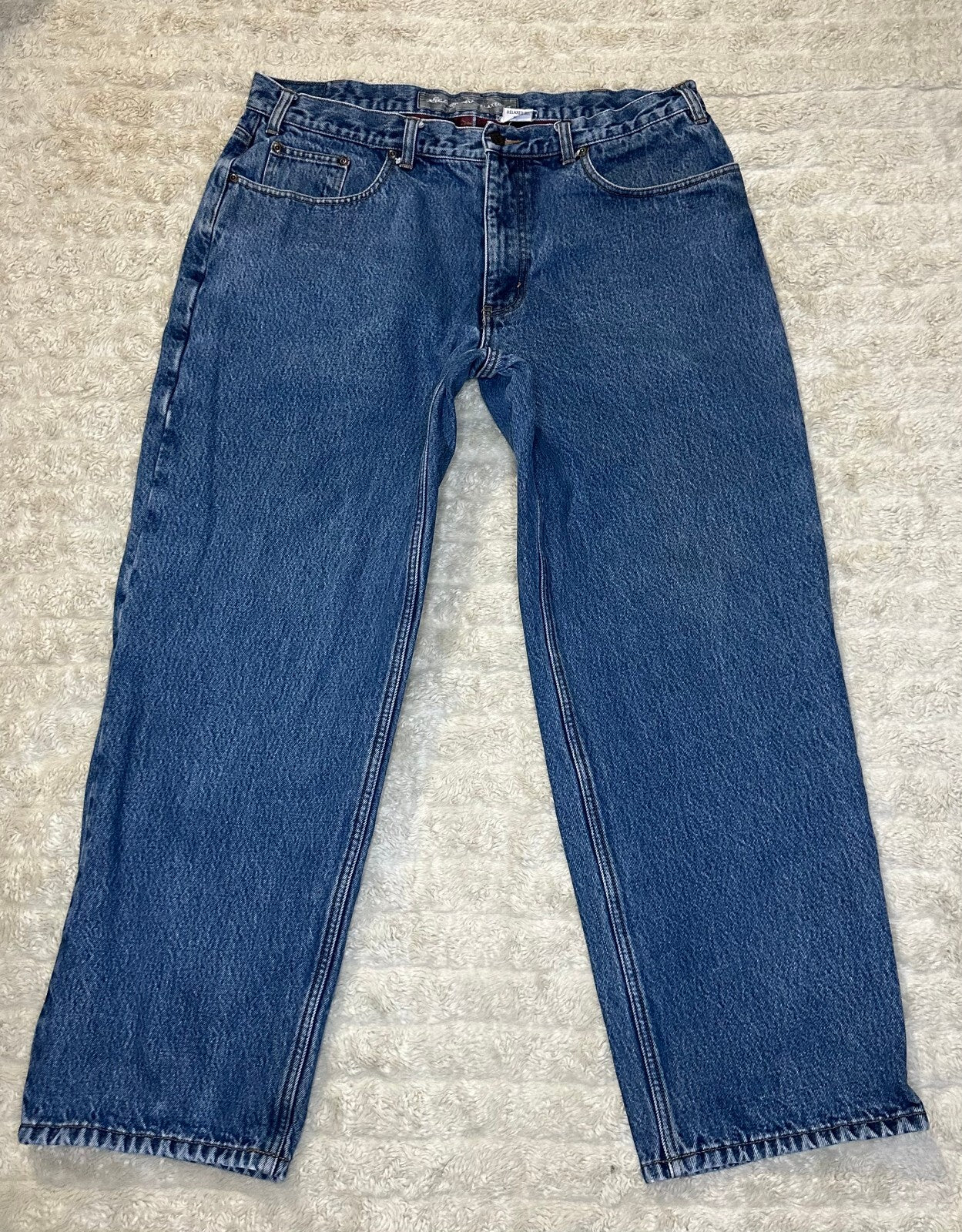 Eddie Bauer Relaxed Fit medium wash straight leg 100% cotton denim jeans 38x30