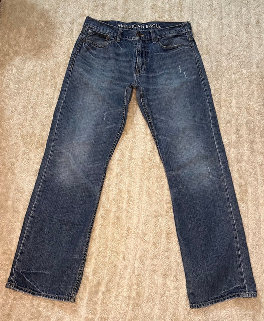 American Eagle Relaxed medium wash mid-rise denim jeans 34x34 90s Y2K Western