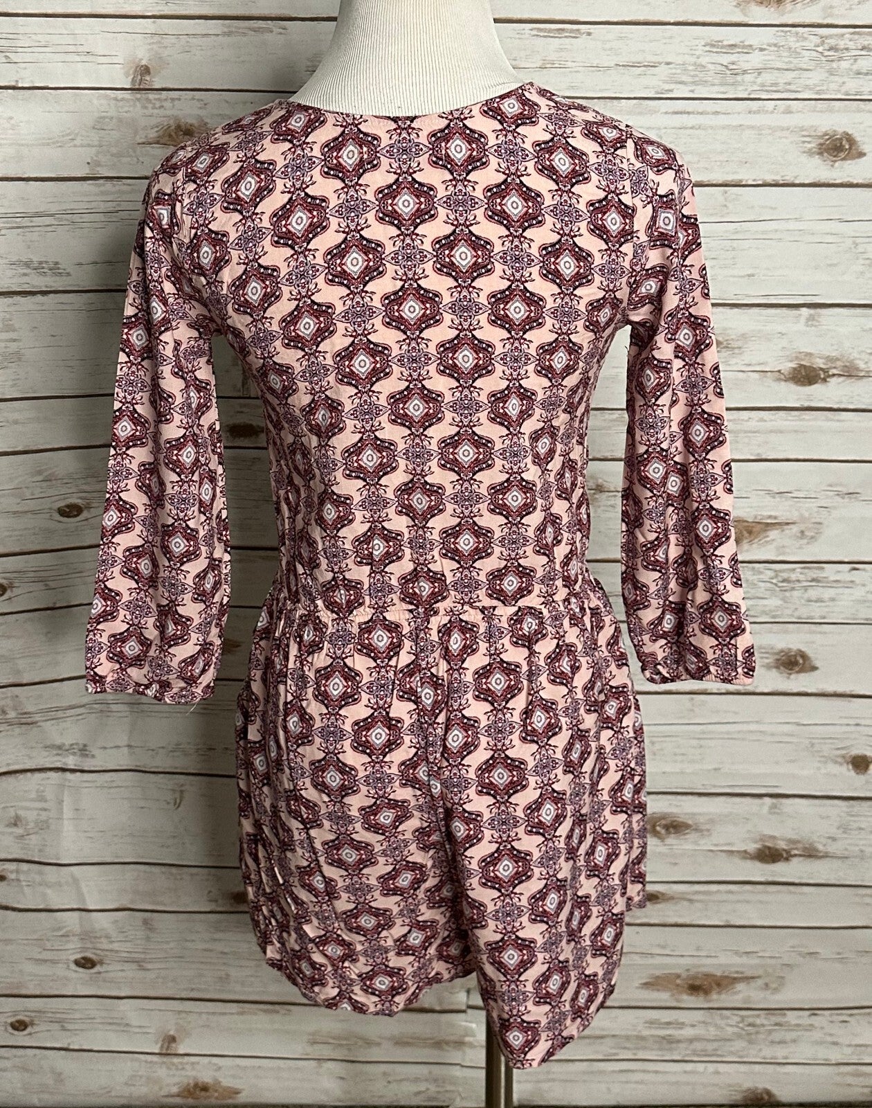 Hollister pink burgundy surplice wrap-style 3/4 length sleeve romper Medium