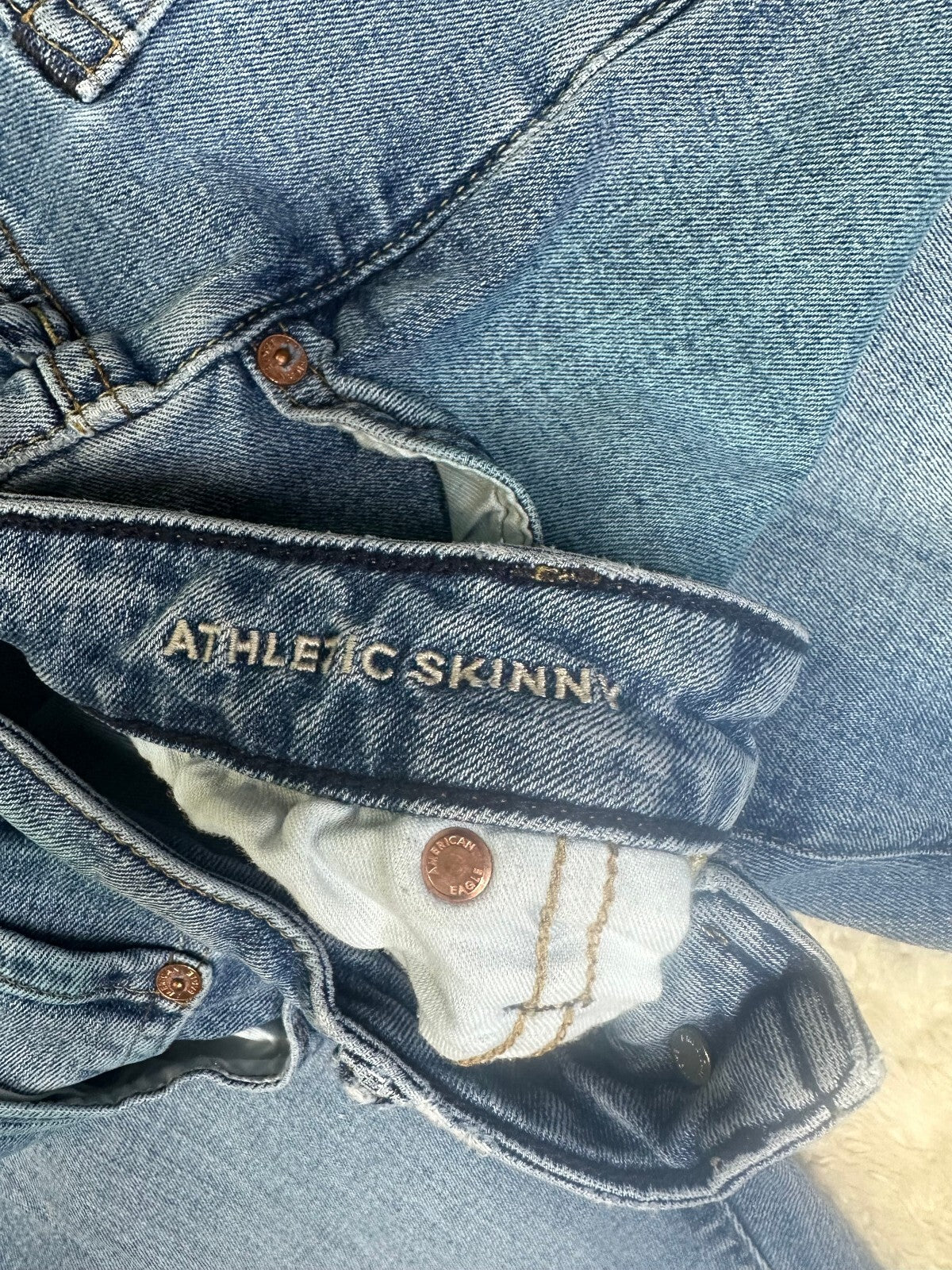 American Eagle Athletic Skinny light-medium wash stretch denim jeans 30x32