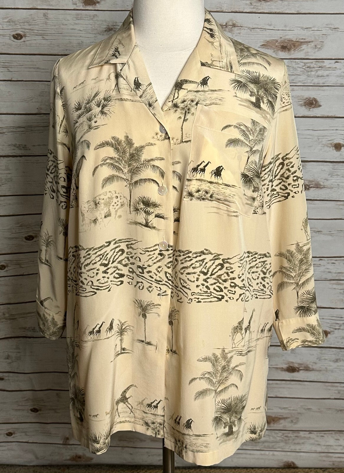 Vintage Silk Collection Harve Benard cream grey silk button front blouse Size 16