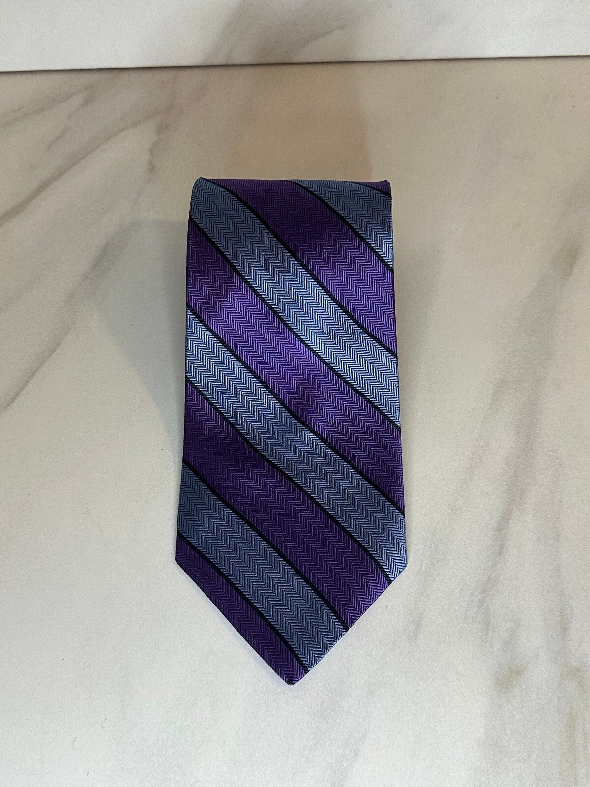 Brooks Brothers purple blue herringbone diagonal striped 100% silk tie preppy