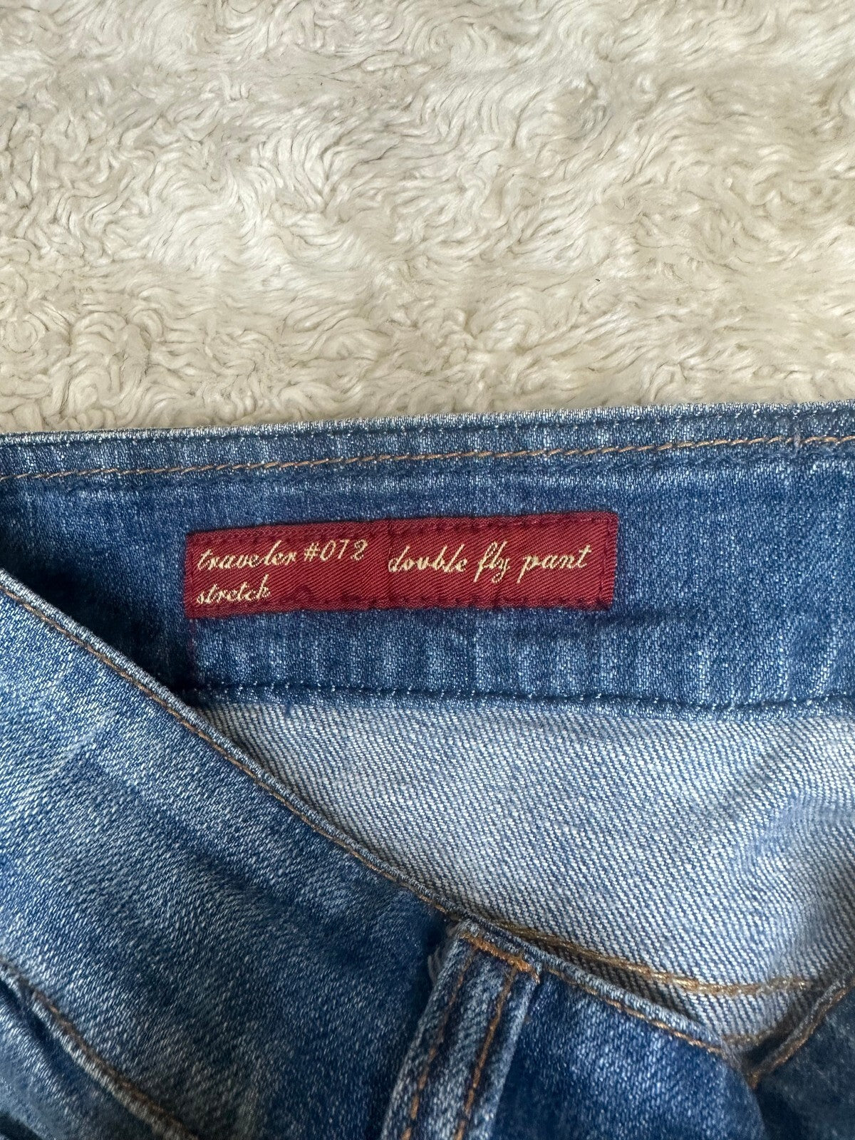 Citizens of Humanity Ingrid 'Traveler #072' medium wash bootcut denim jeans Y2K