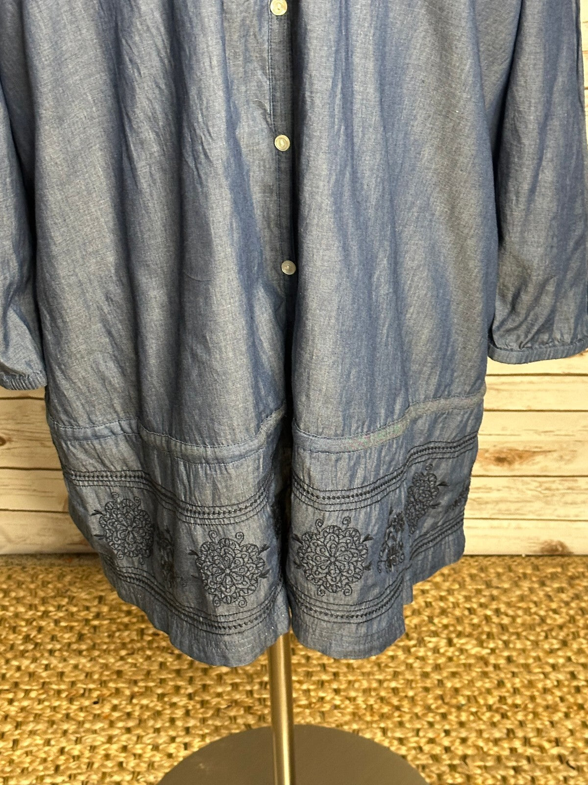 Old Navy chambray off-shoulder floral embroidered button-front tunic dress 20