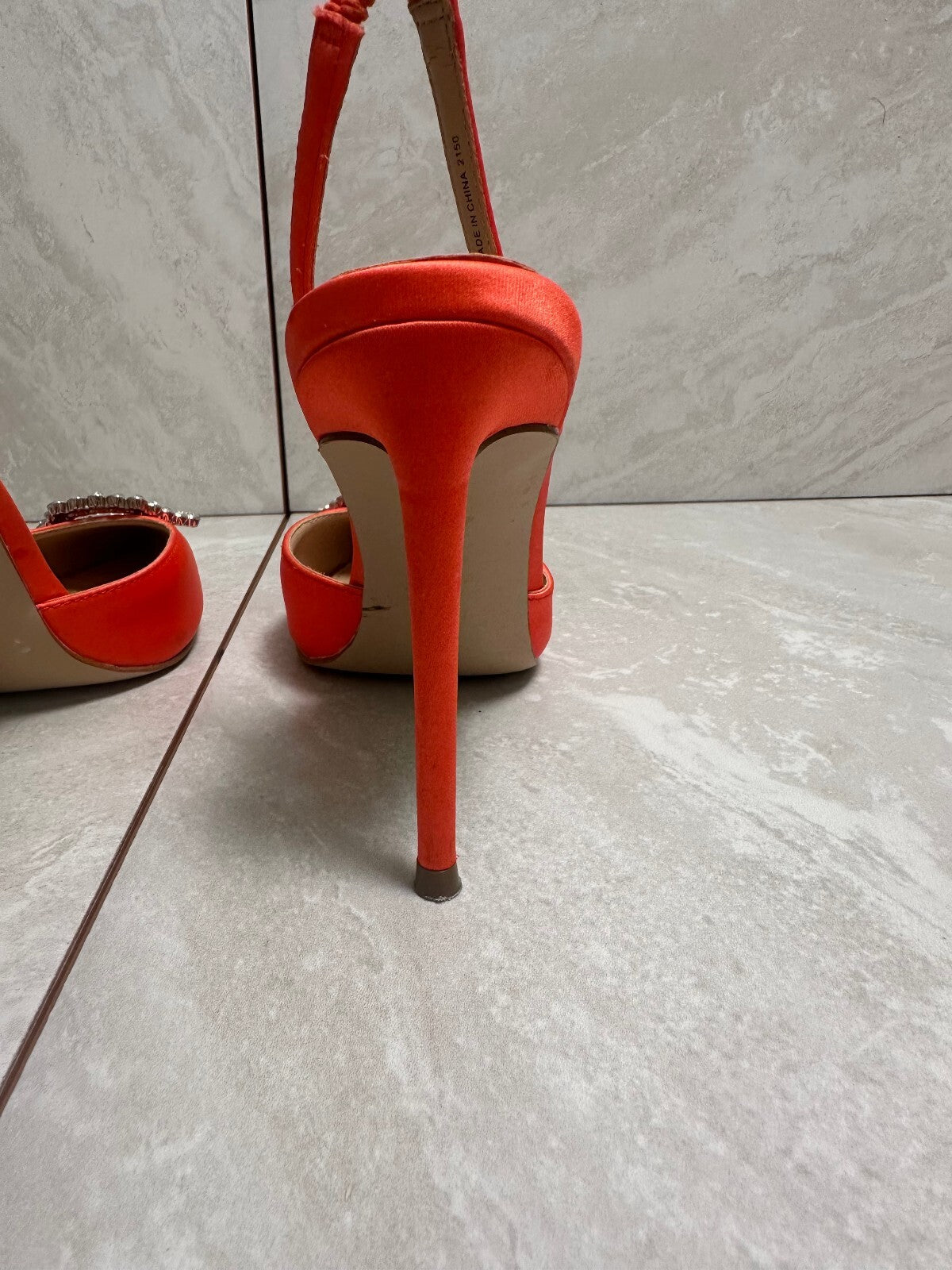 Steve Madden Vionnet orange satin rhinestone slingback stiletto pumps 6M