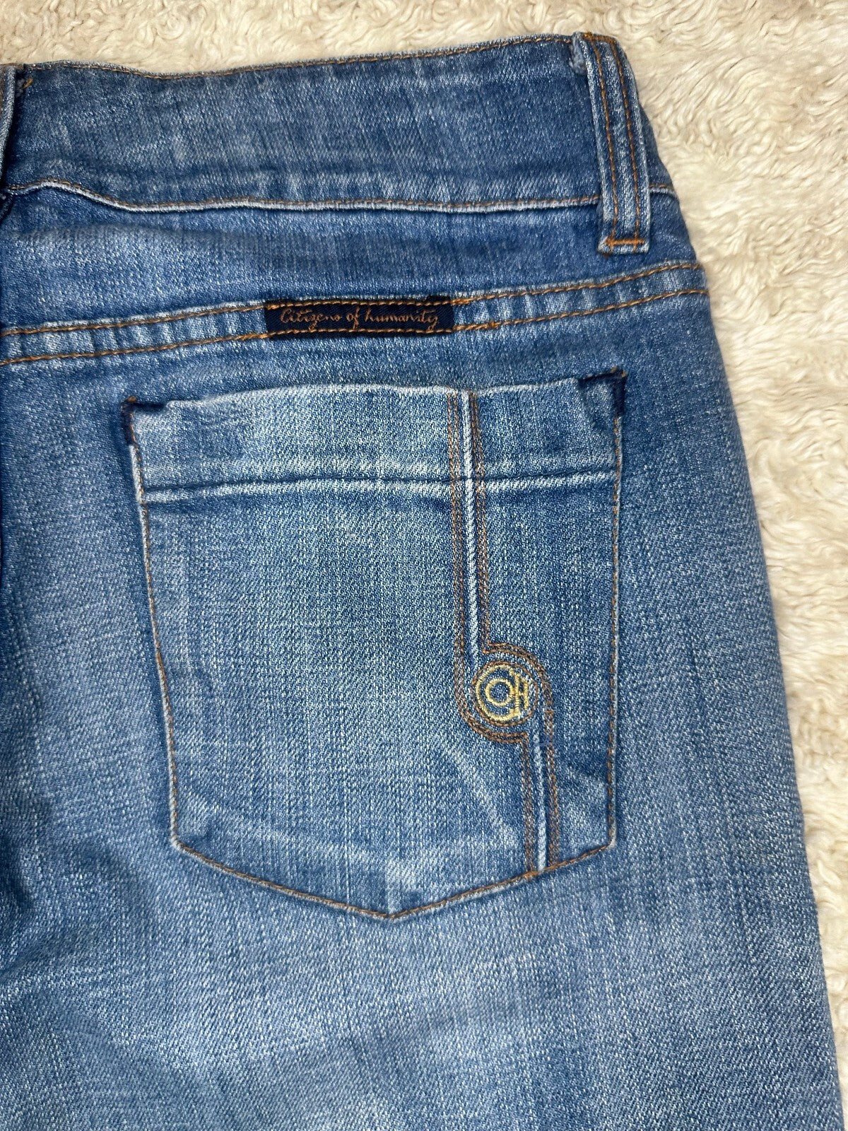 Citizens of Humanity Ingrid 'Traveler #072' medium wash bootcut denim jeans Y2K