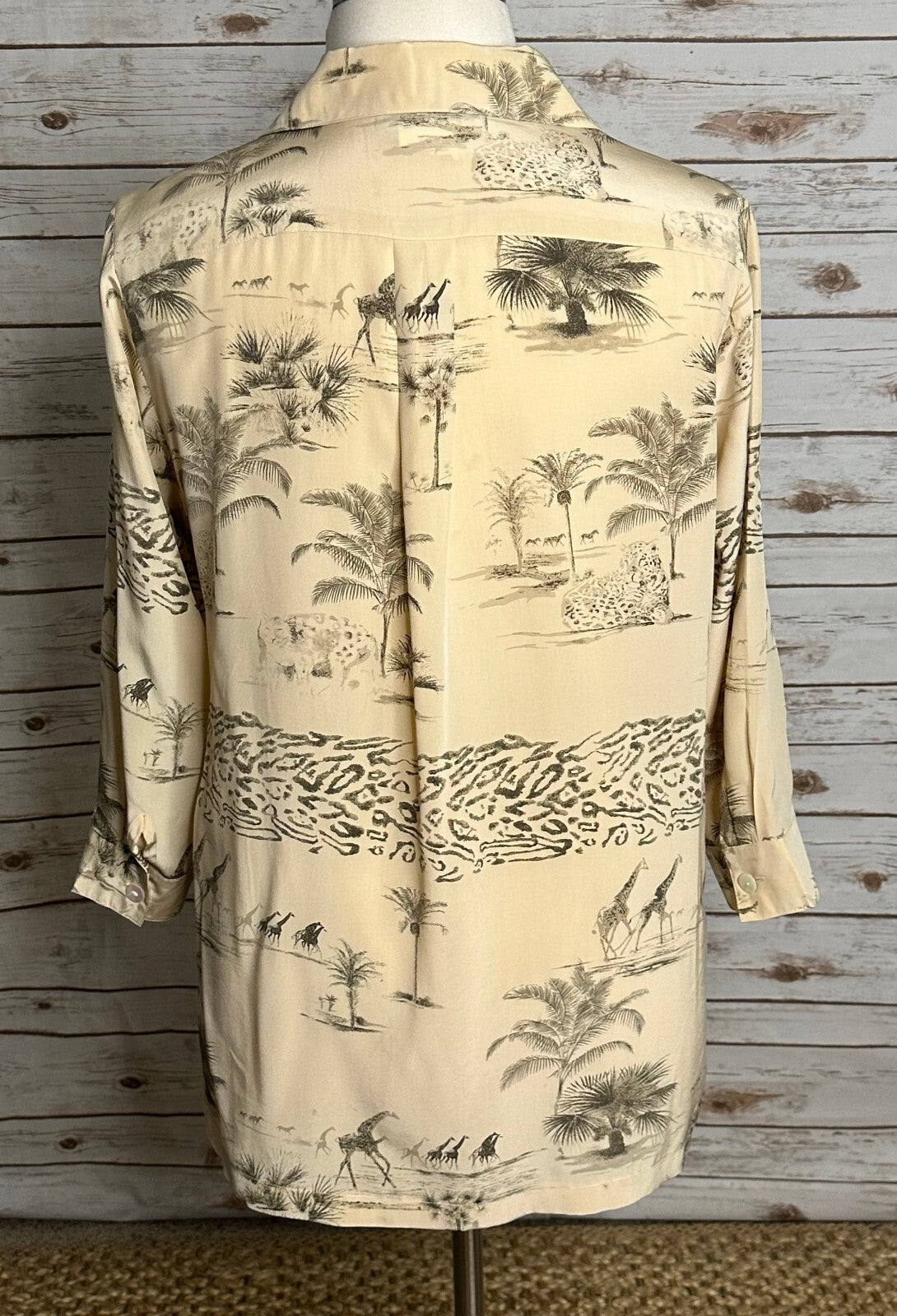 Vintage Silk Collection Harve Benard cream grey silk button front blouse Size 16