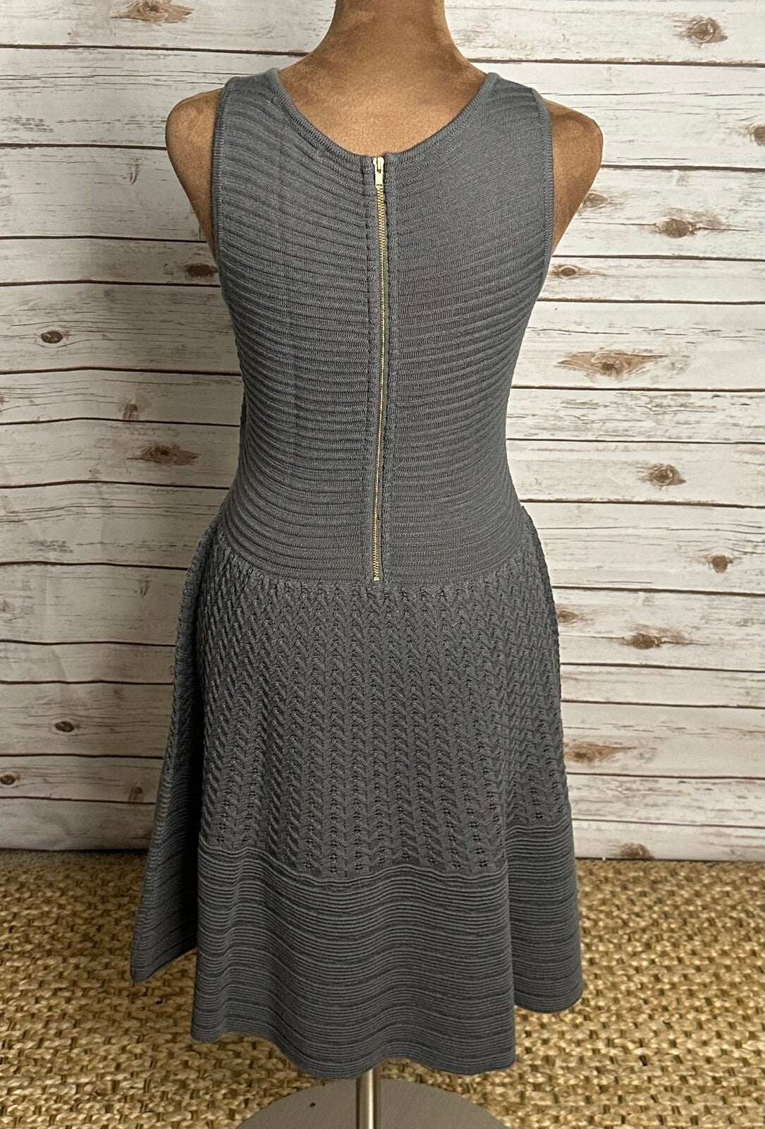 BB Dakota Addison grey wool-blend sleeveless knit fit & flare dress Size Medium