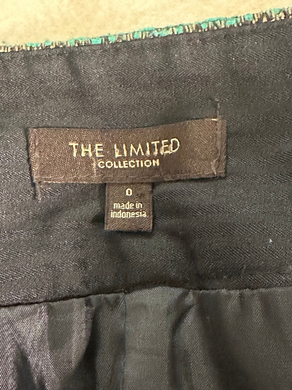 The Limited Collection green brown tweed pencil skirt Size 0 office siren preppy