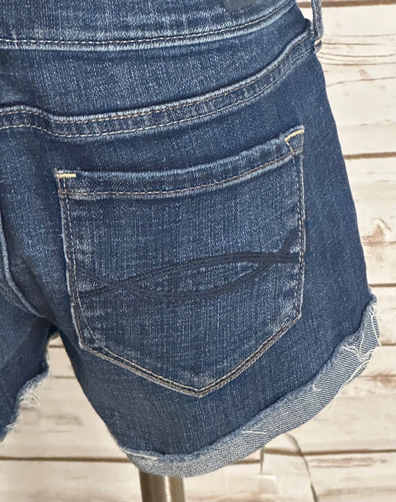 Abercrombie & Fitch medium wash distressed rolled cuff denim shorts Size 24