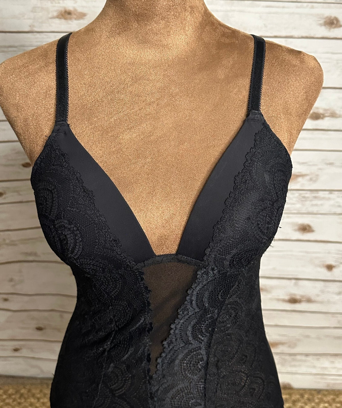 Black lace and sheer mesh plunging V-neck teddy/bodysuit Small coquette lingerie