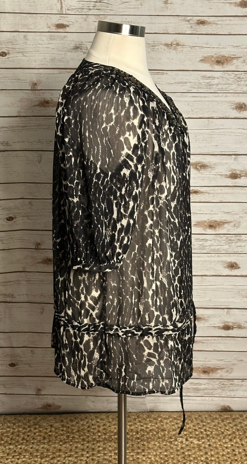 Worthington Woman animal print embellished sheer chiffon V-neck tunic blouse 1X