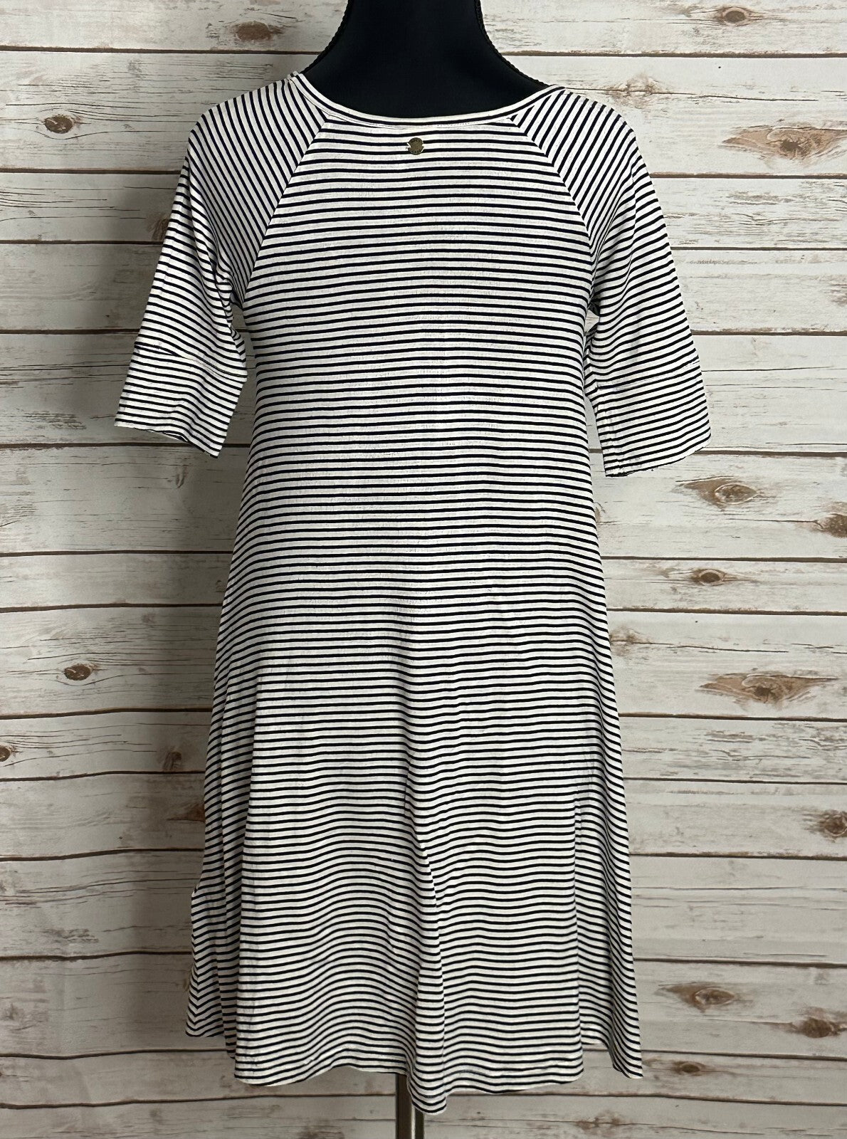 Roxy black white striped scoop neck short sleeve swing dress Size XS coastal