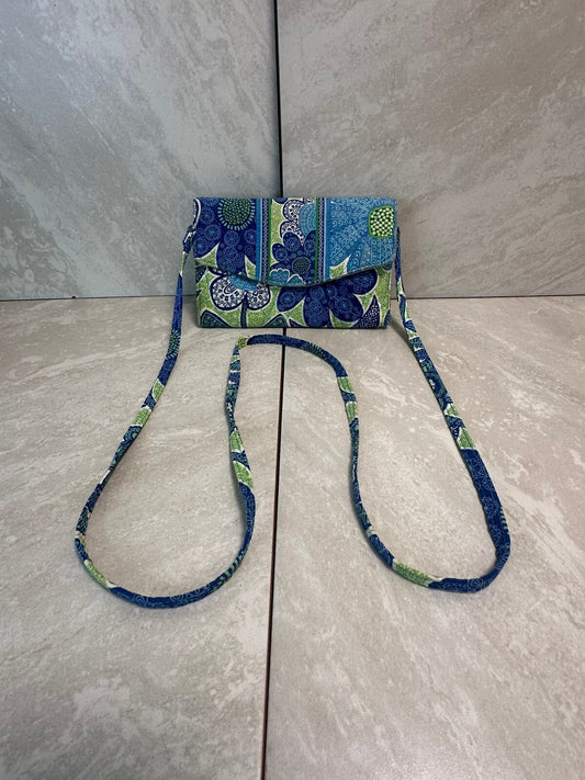 Vera Bradley retired blue green 'Doodle Daisy' quilted flap wallet crossbody bag