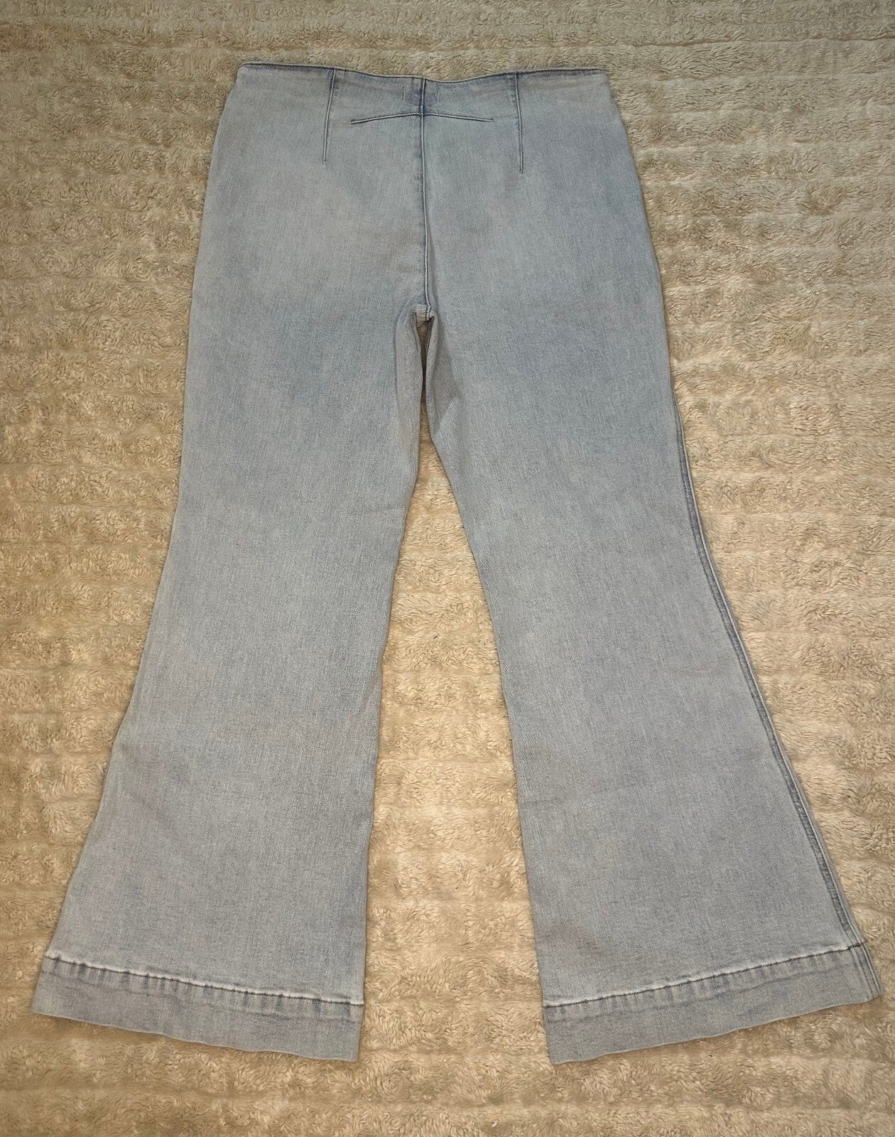 Express 70s Flare Mid Rise light wash stretch denim jeans 12S coastal cowgirl