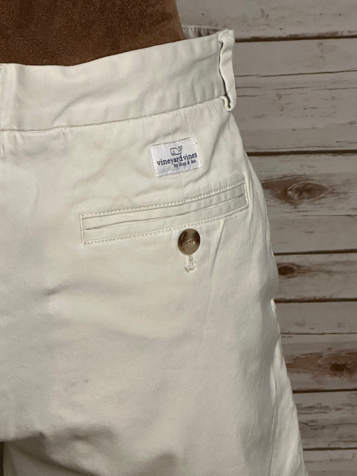 vineyard vines beige Breaker chino shorts Size 30 preppy coastal golfcore