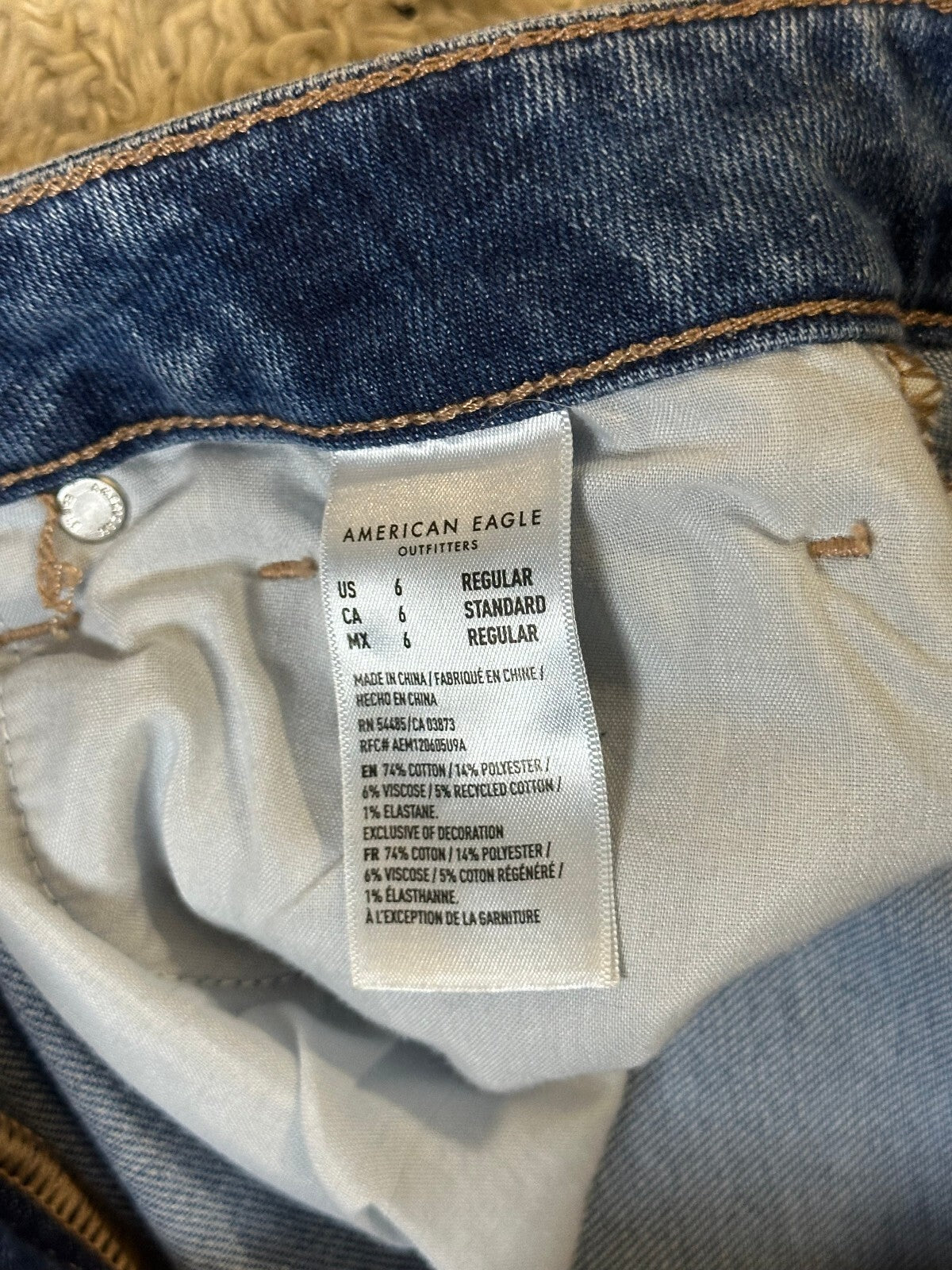American Eagle Mom Straight medium-dark check plaid stretch denim jeans Size 6