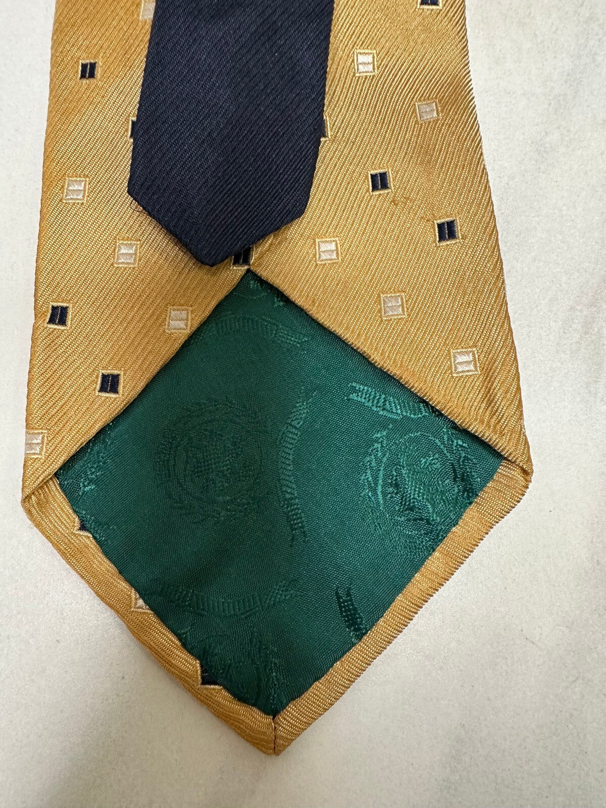Tommy Hilfiger gold navy cream geometric 100% silk tie classic old money preppy