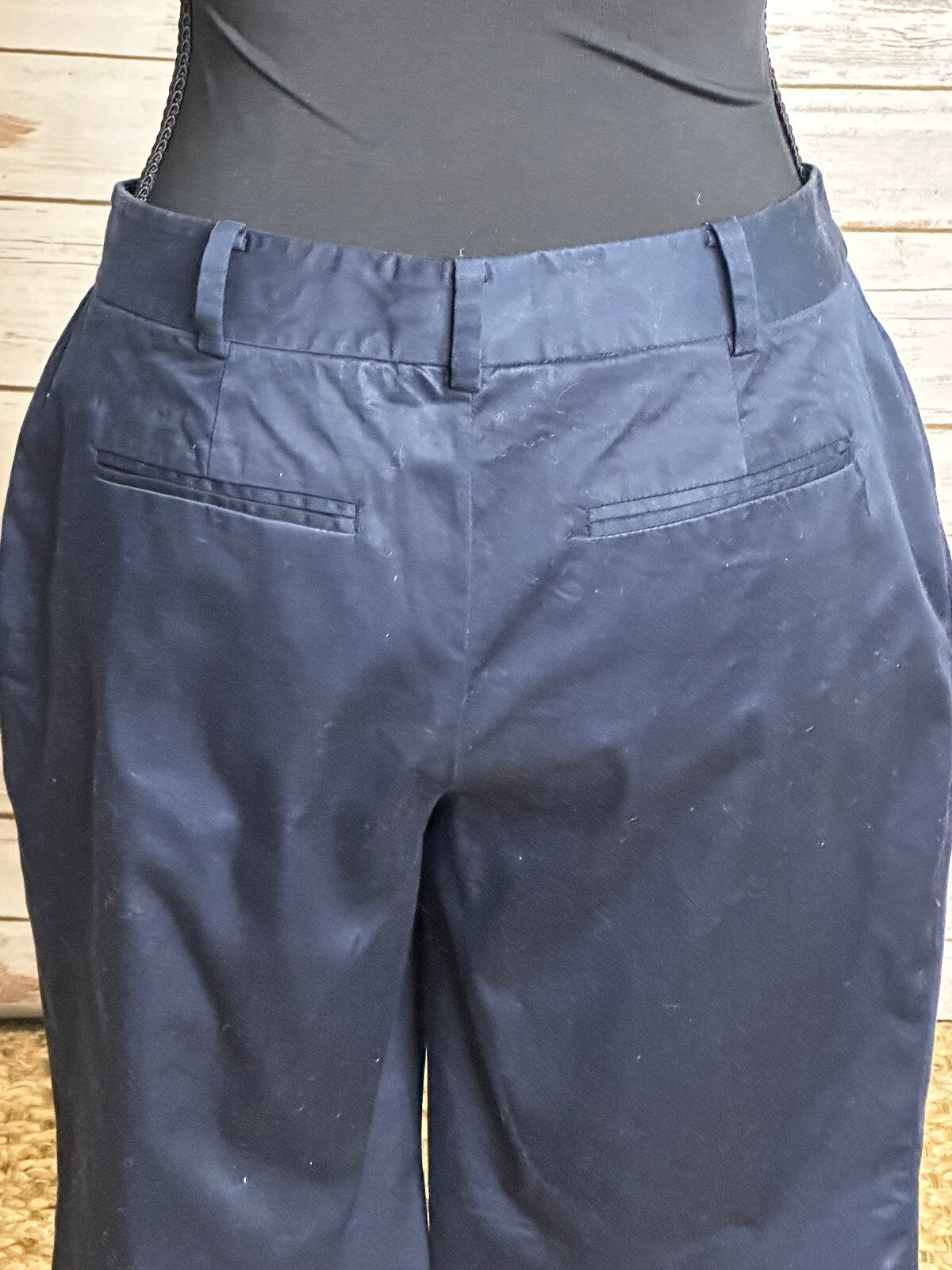 Brooks Brothers navy tailored cotton bermuda shorts 4P quiet luxury old money